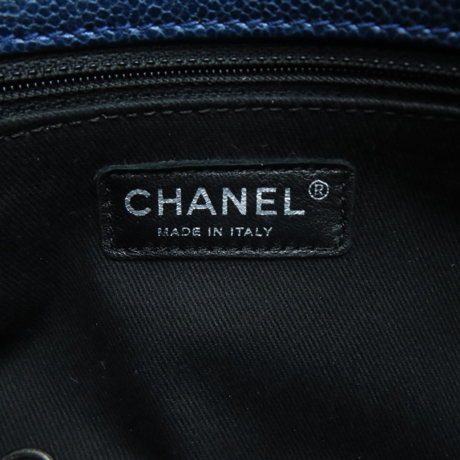 CHANEL Rhombus Caviar Leather Shoulder Bag Silver Buckle Shoulder Bag Blue