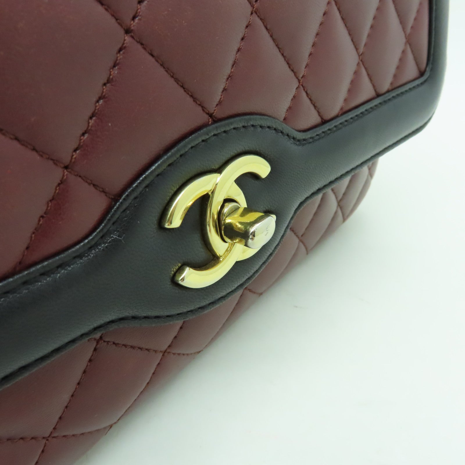 CHANEL 菱格牛皮皮革Chain Shoulder Bag金扣鏈帶肩背袋紅色