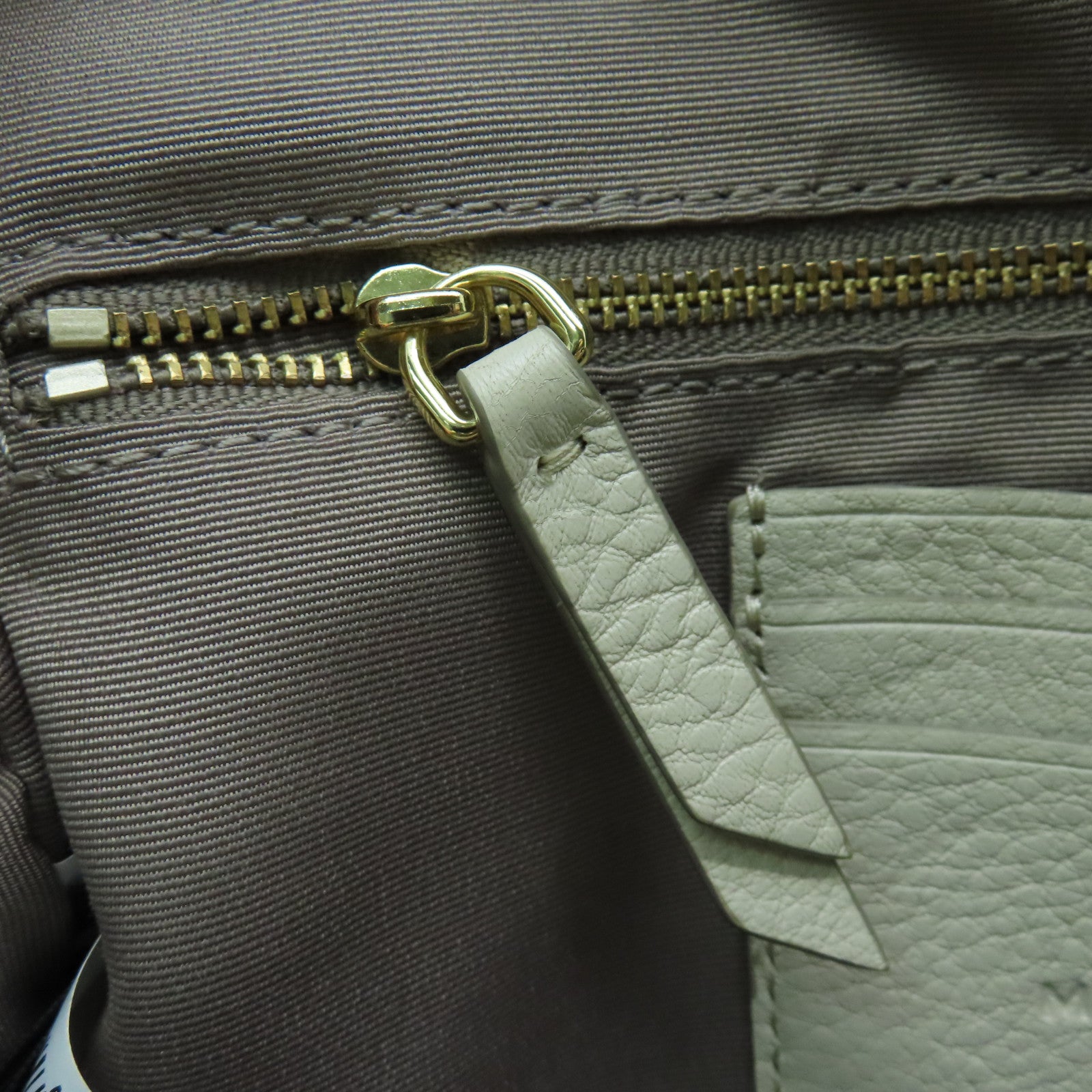 MARC JACOBS 牛皮皮革Shoulder Bag金扣肩背袋白色