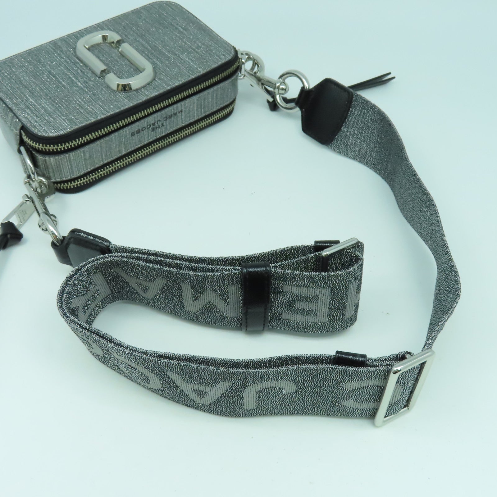 MARC JACOBS 塗層帆布Shoulder Bag銀扣肩背袋銀色