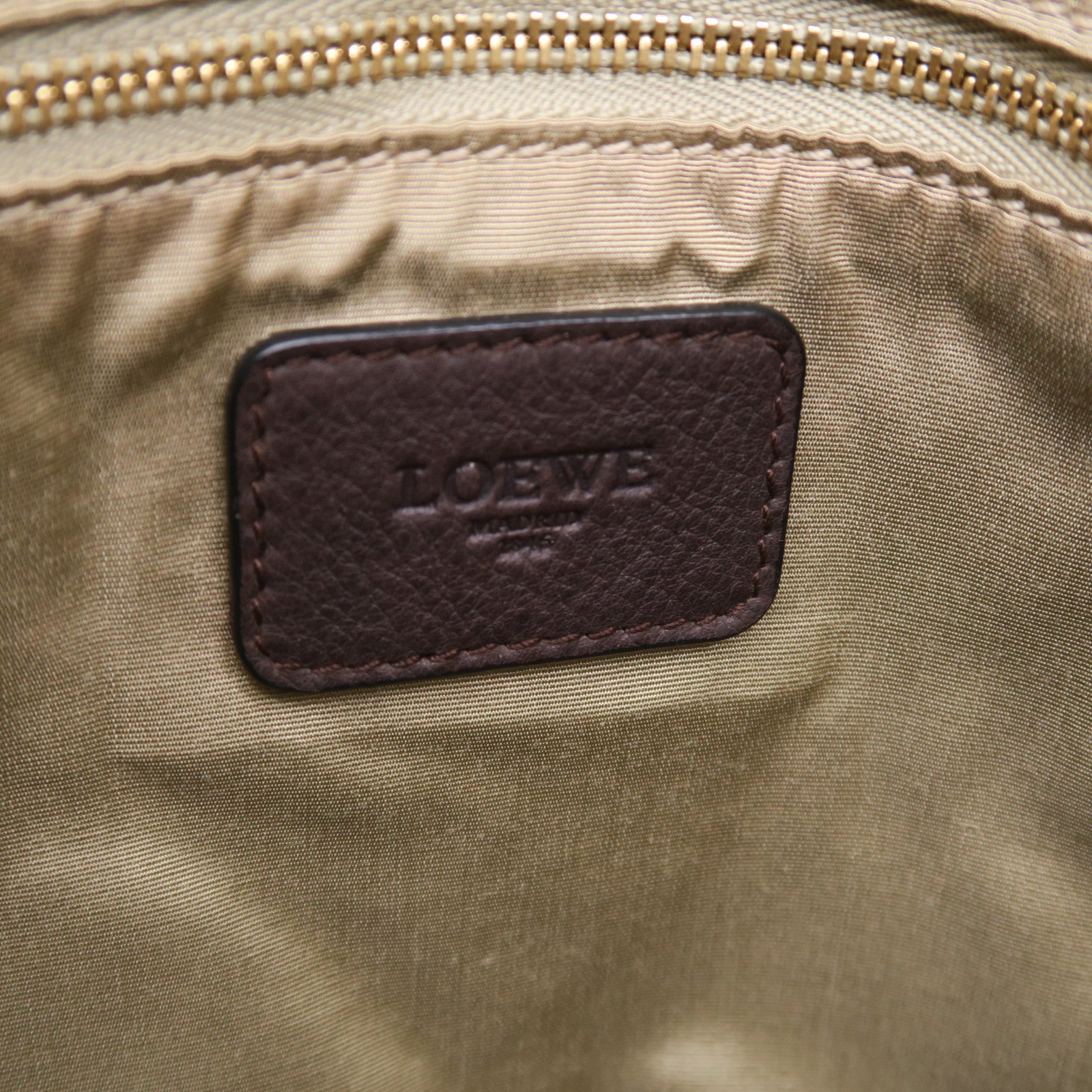 LOEWE 牛皮皮革Tote Bag金扣肩背袋啡色
