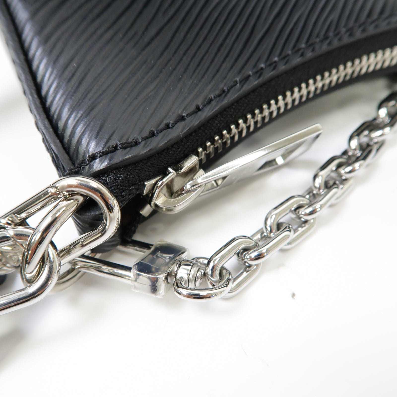 LOUIS VUITTON Epi Marellini銀扣手挽肩背兩用袋