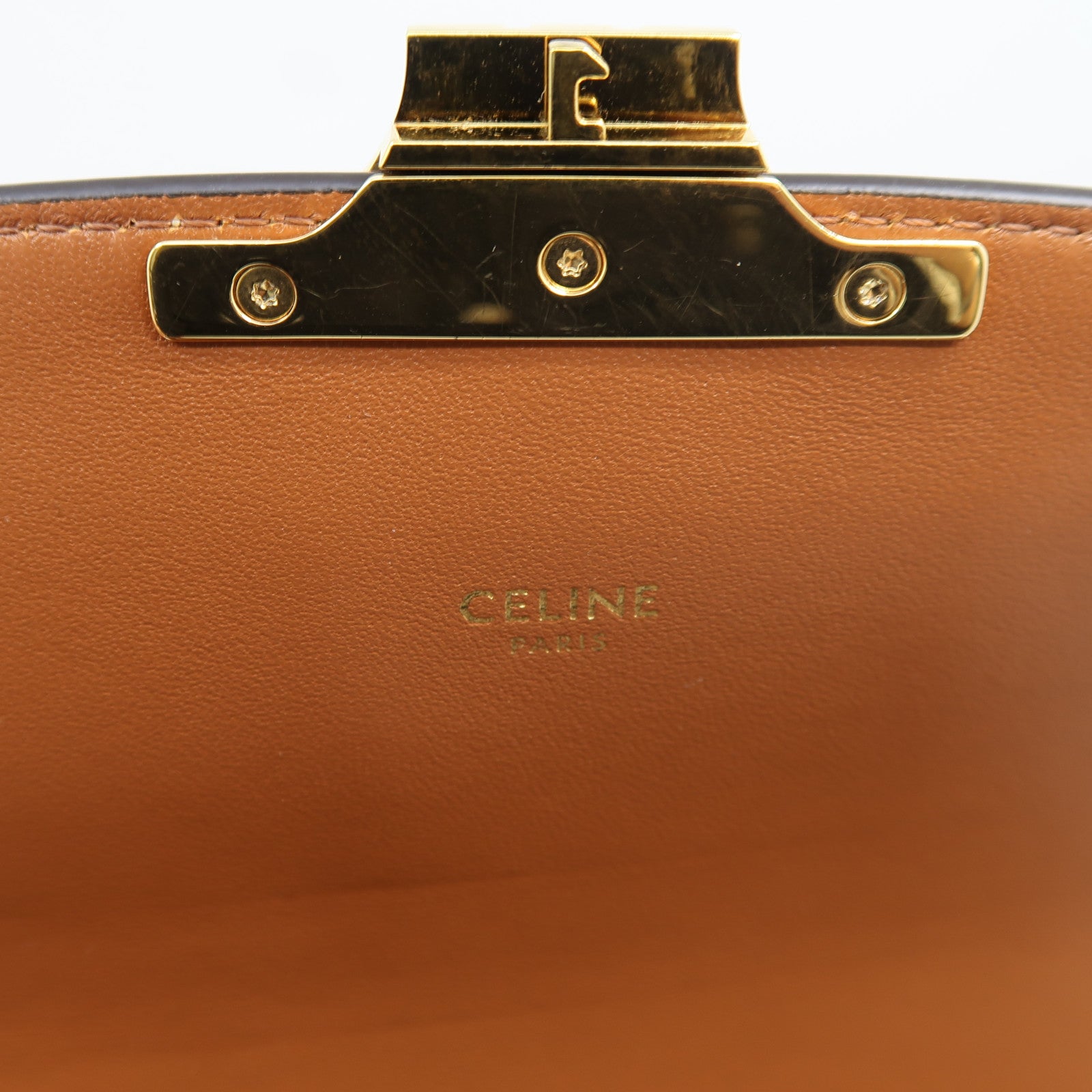 CELINE 塗層帆布Medium Triomphe金扣肩背袋啡色