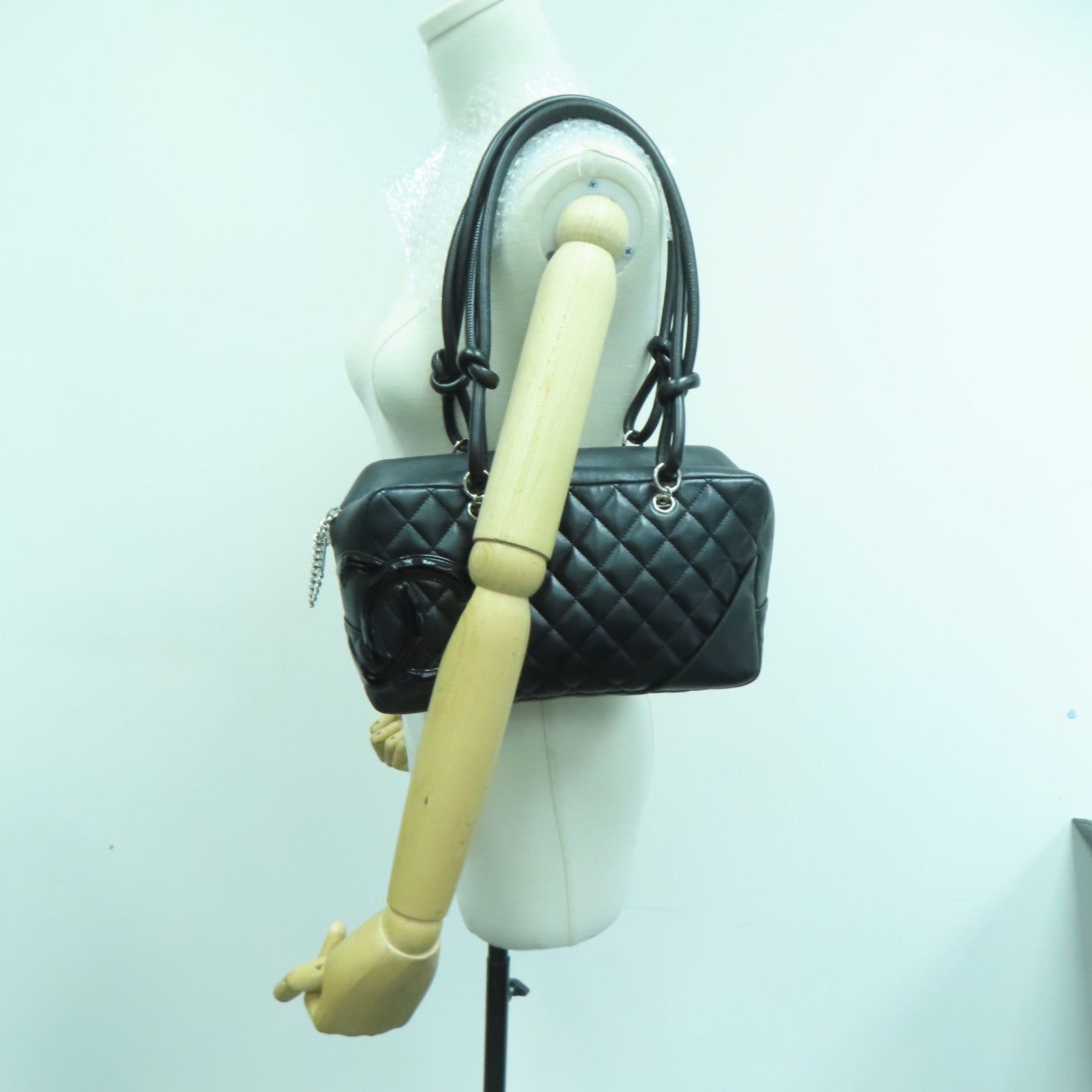 CHANEL 菱格牛皮皮革Cambonline Shoulder Bag銀扣肩背袋黑色