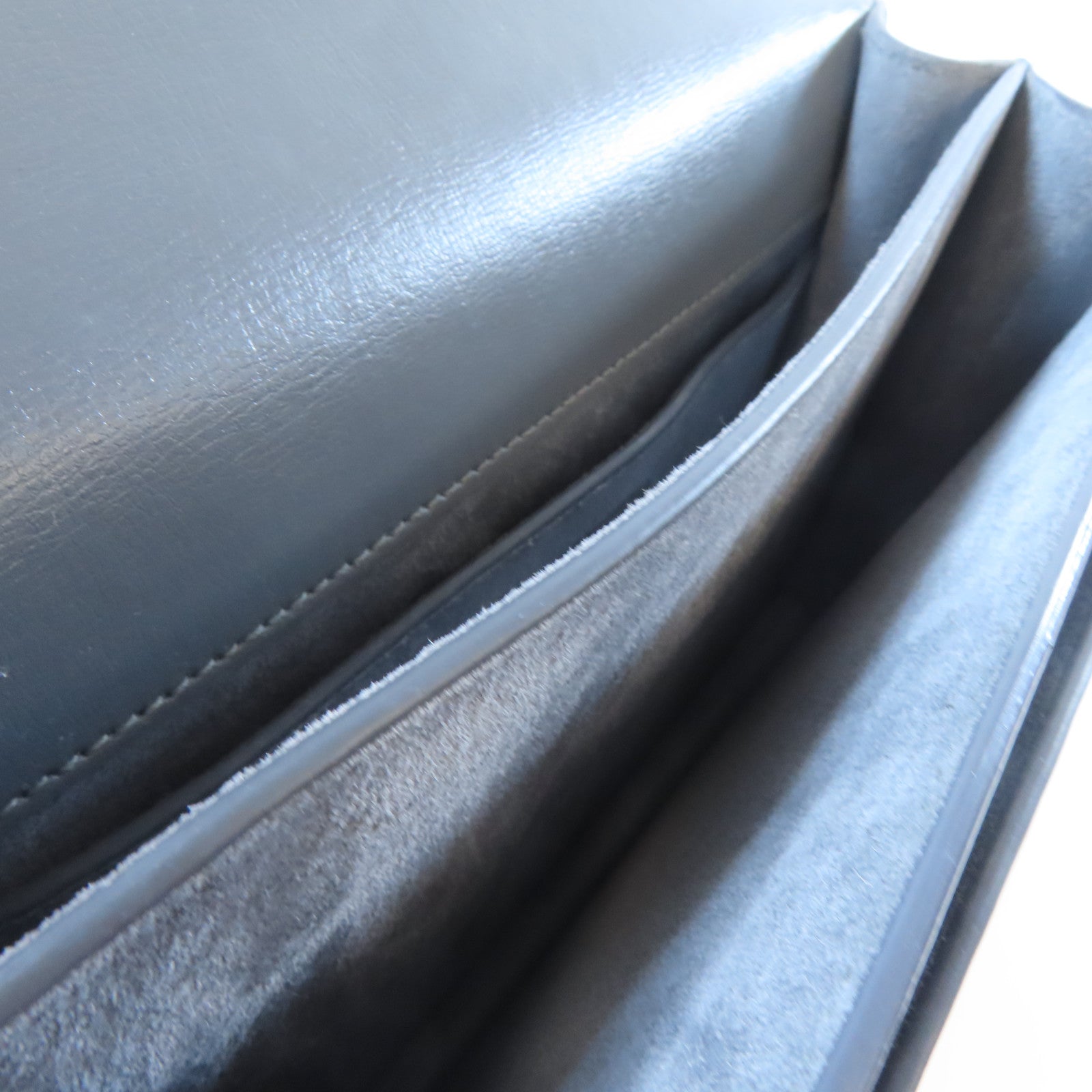YVES SAINT LAURENT 牛皮皮革Shoulder Bag銀扣肩背袋灰色