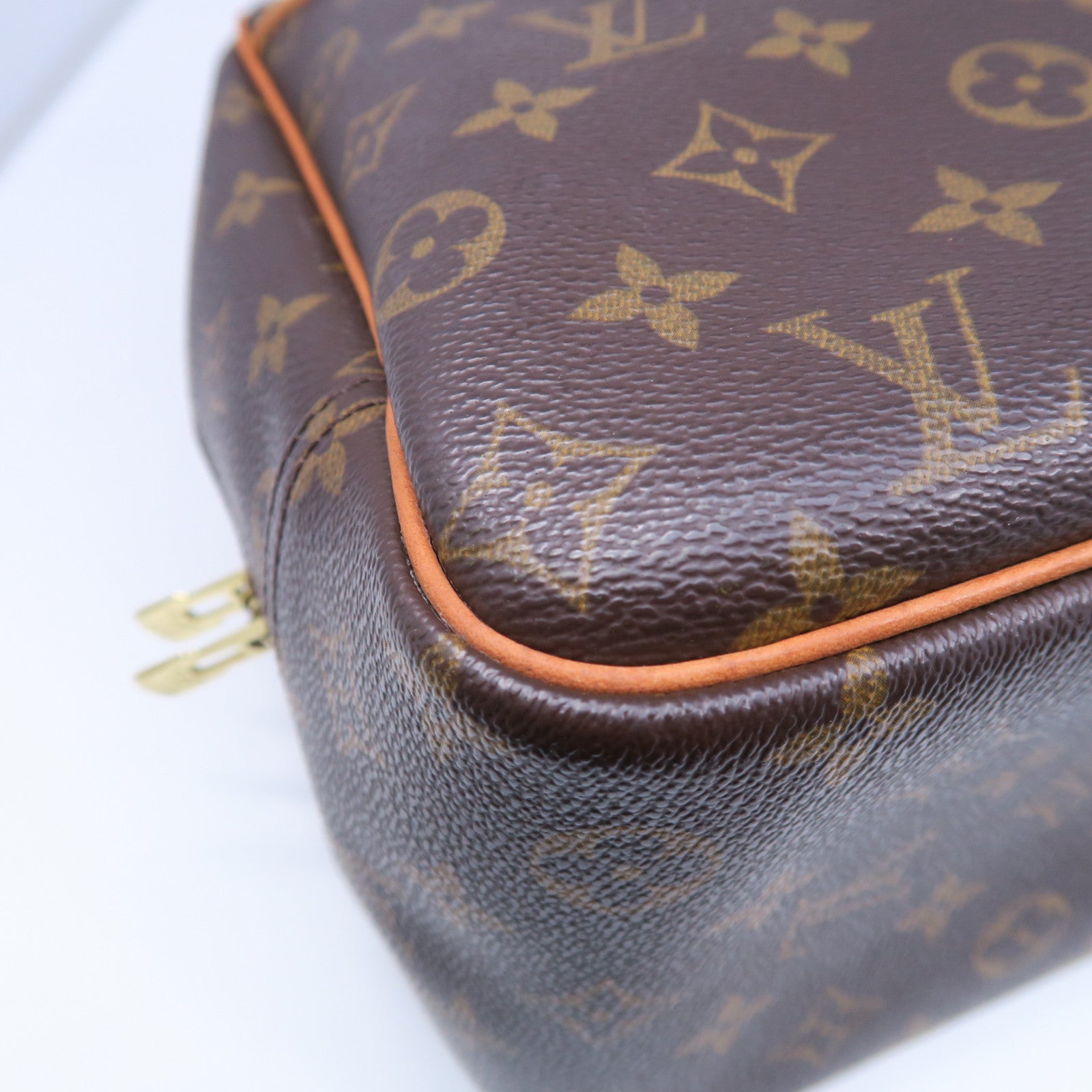 LOUIS VUITTON Monogram Deauville金扣手挽袋啡色