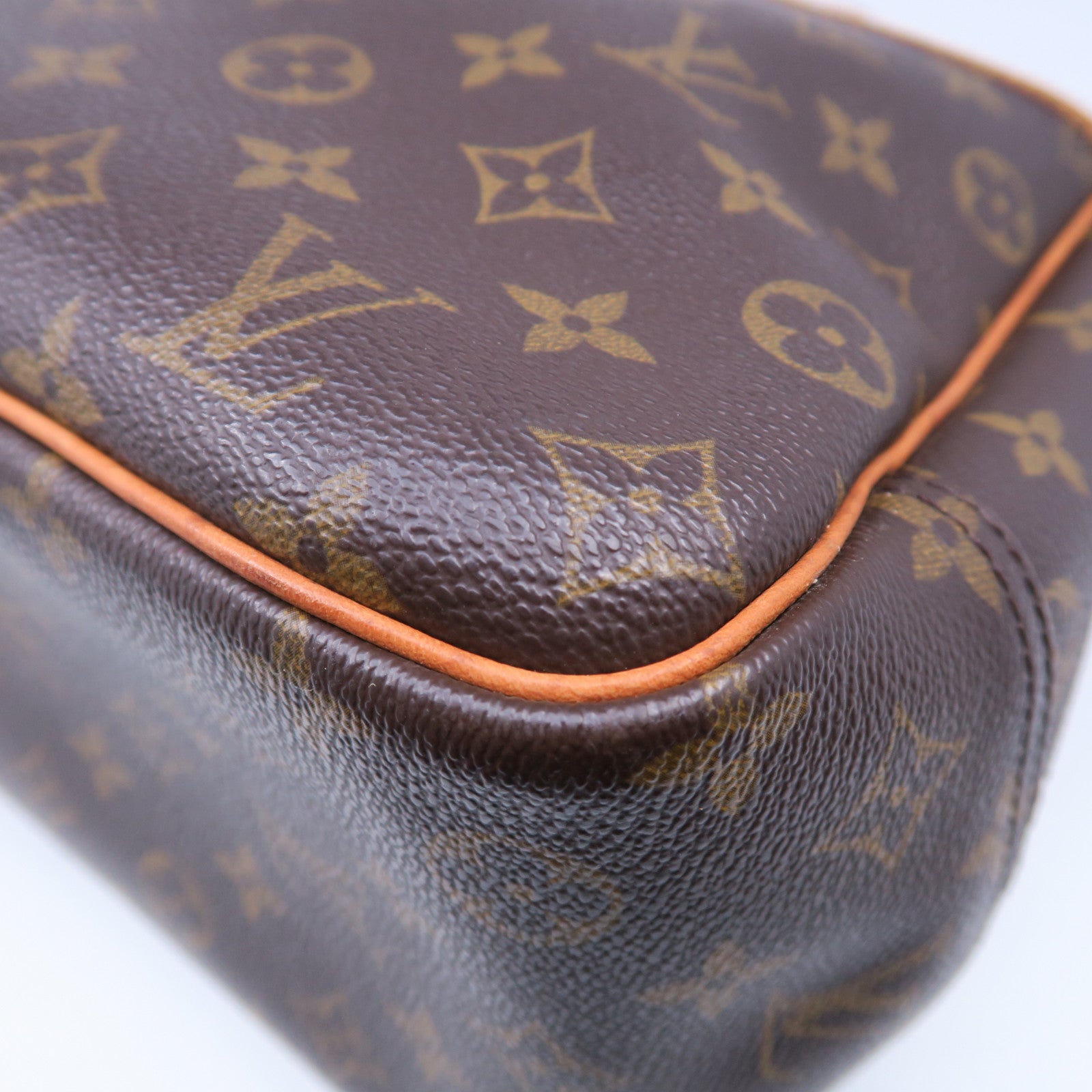 LOUIS VUITTON Monogram Deauville金扣手挽袋啡色