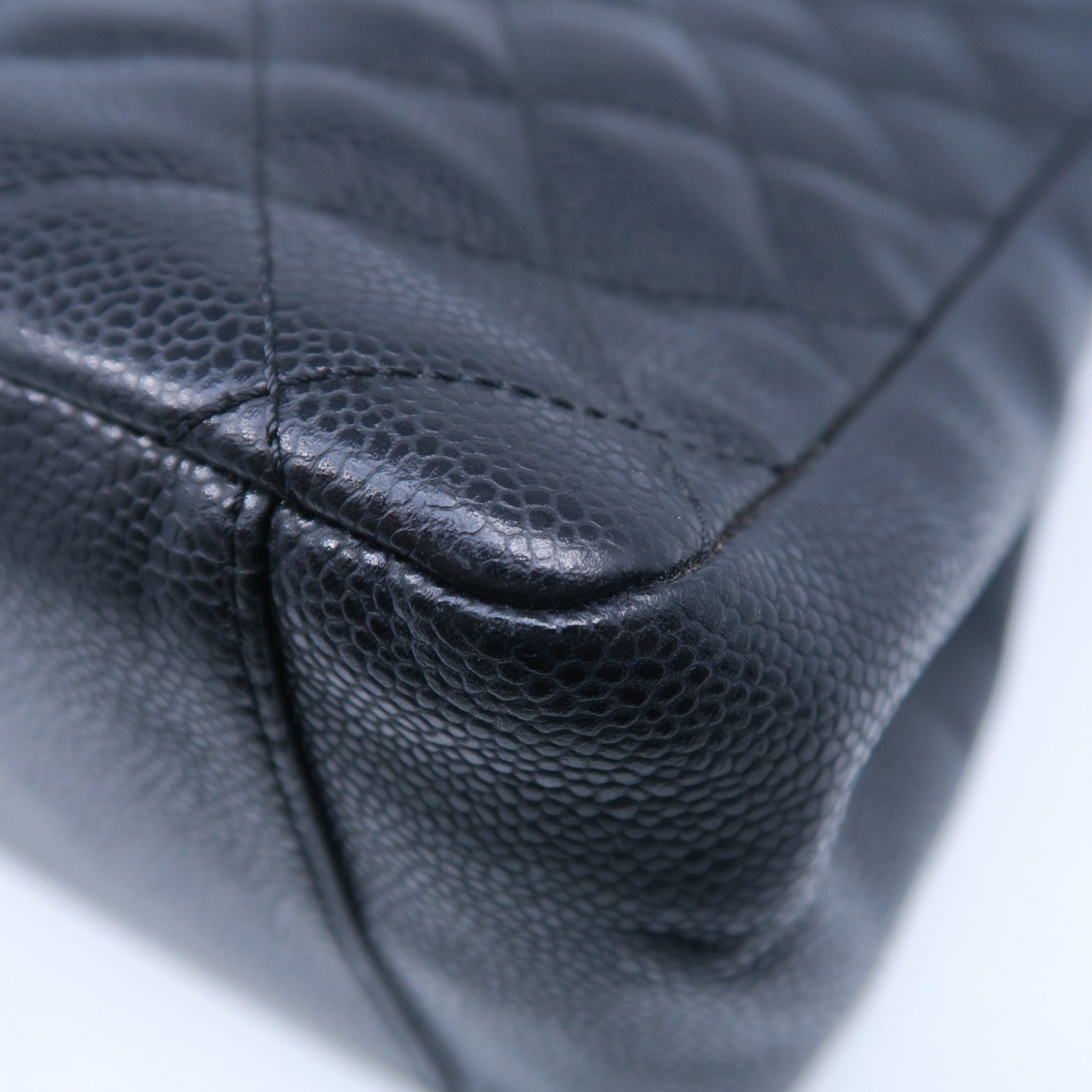 CHANEL 菱格Caviar皮革GST Shoulder Bag金扣鏈帶肩背袋黑色