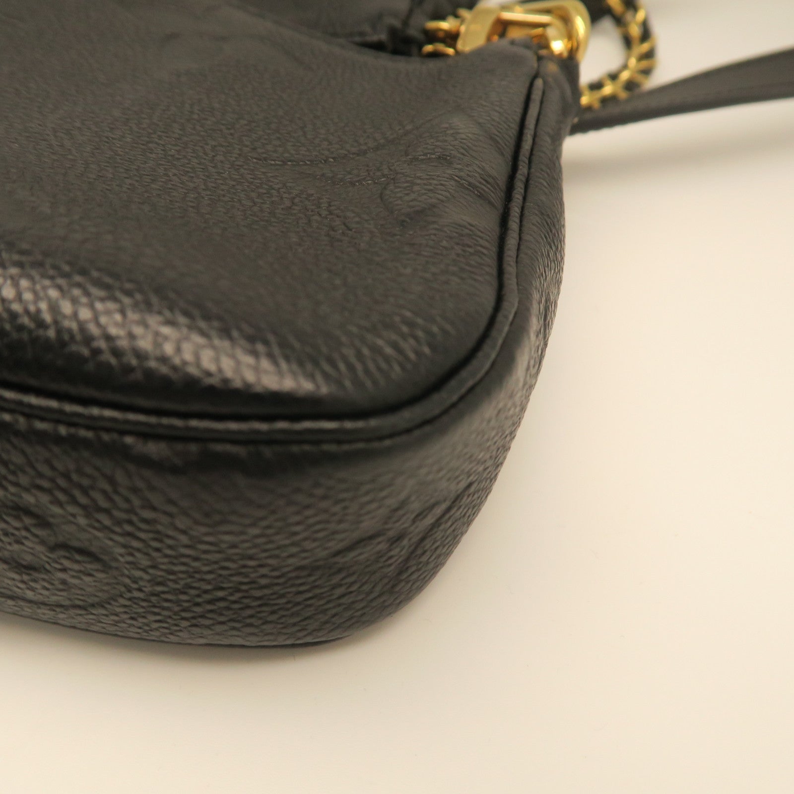 LOUIS VUITTON Monogram Empreinte Multi Pochette Accessories Gold Buckle Shoulder Bag Black