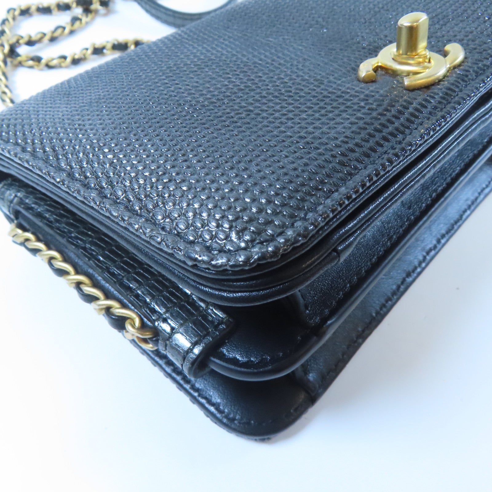 CHANEL 蜥蝪皮革Chain Shoulder金扣鏈帶肩背袋黑色/銀色
