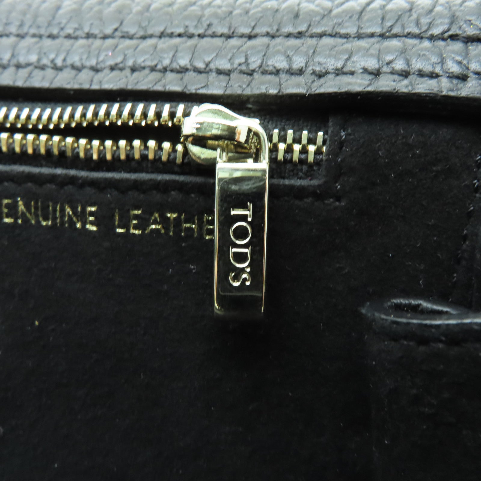 TOD’S 牛皮皮革Handbag金扣手挽袋黑色
