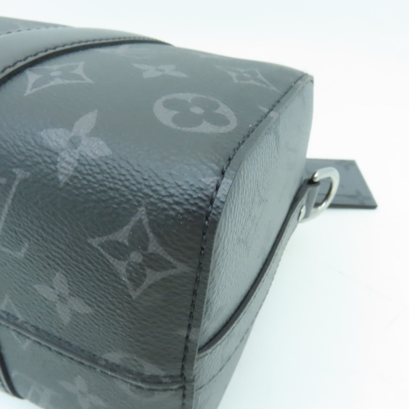 LOUIS VUITTON Monogram Eclipse Keepall Bandouliere 25銀扣肩背袋黒色