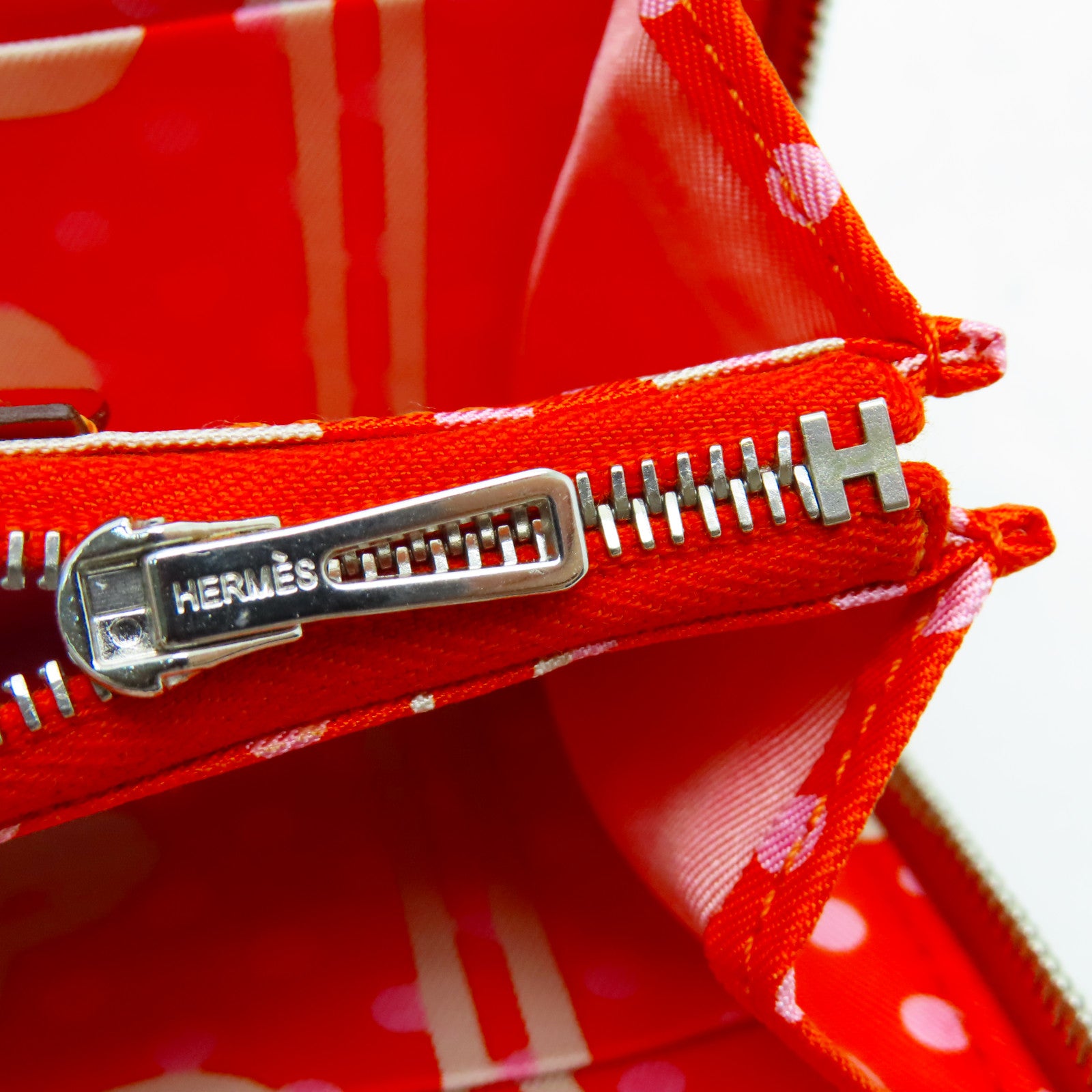 HERMES Epsom皮革Silk'In Compact銀扣錢包火焰橘色