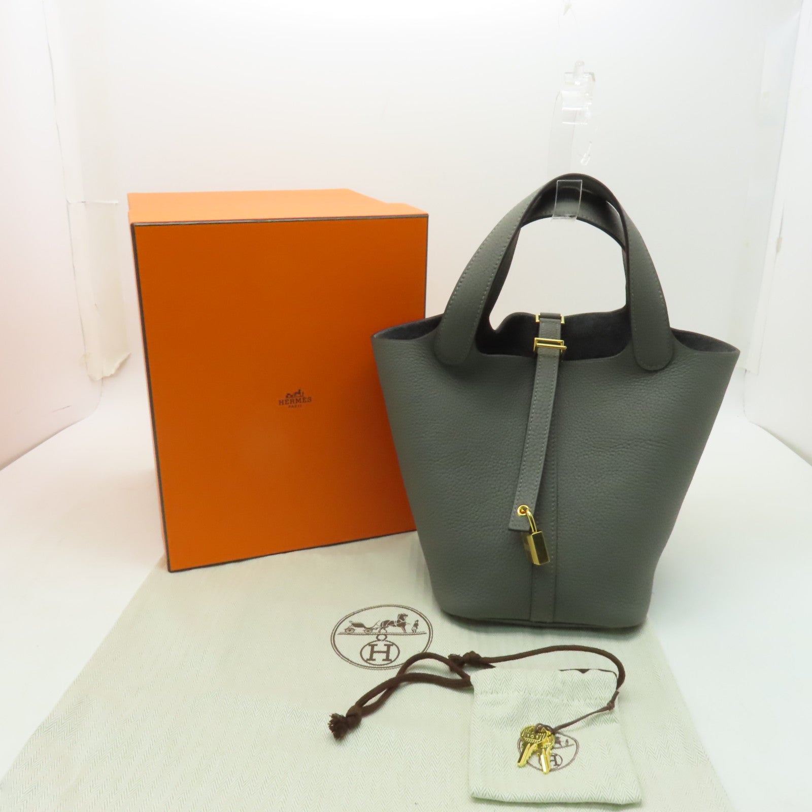 HERMES Clemence皮革Picotin PM金扣手挽袋灰色