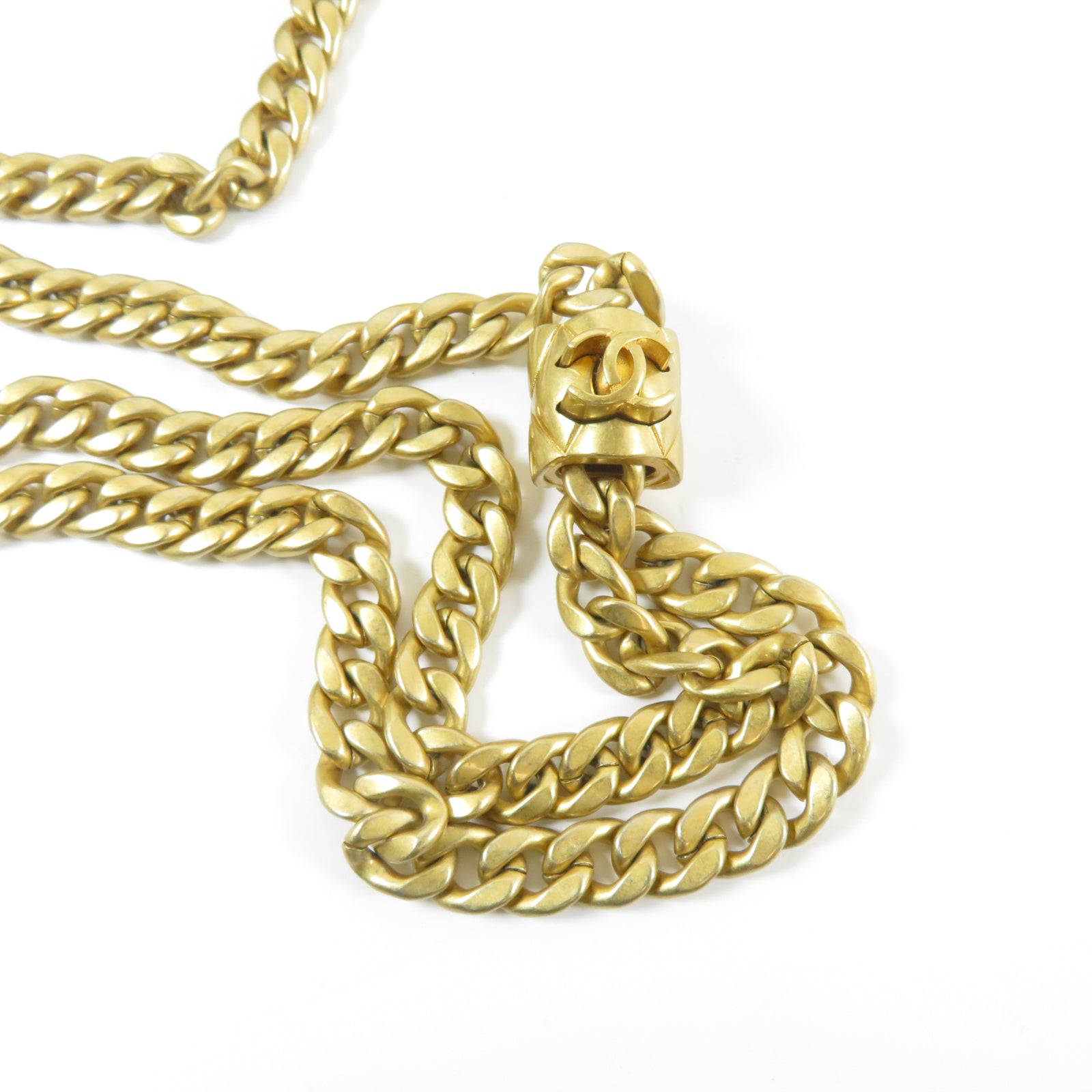 CHANEL 菱格牛皮皮革Chain Shoulder金扣鏈帶肩背袋黑色