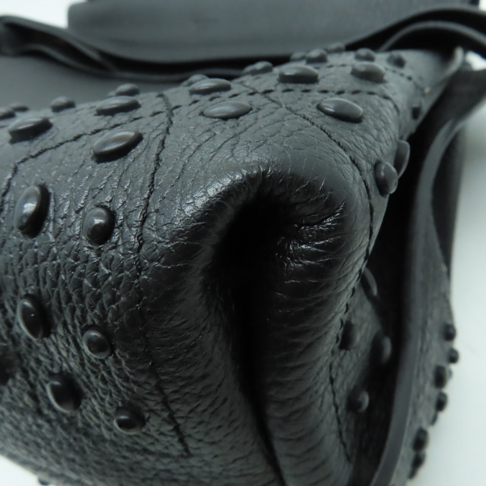 TOD’S 牛皮皮革Handbag金扣手挽袋黑色