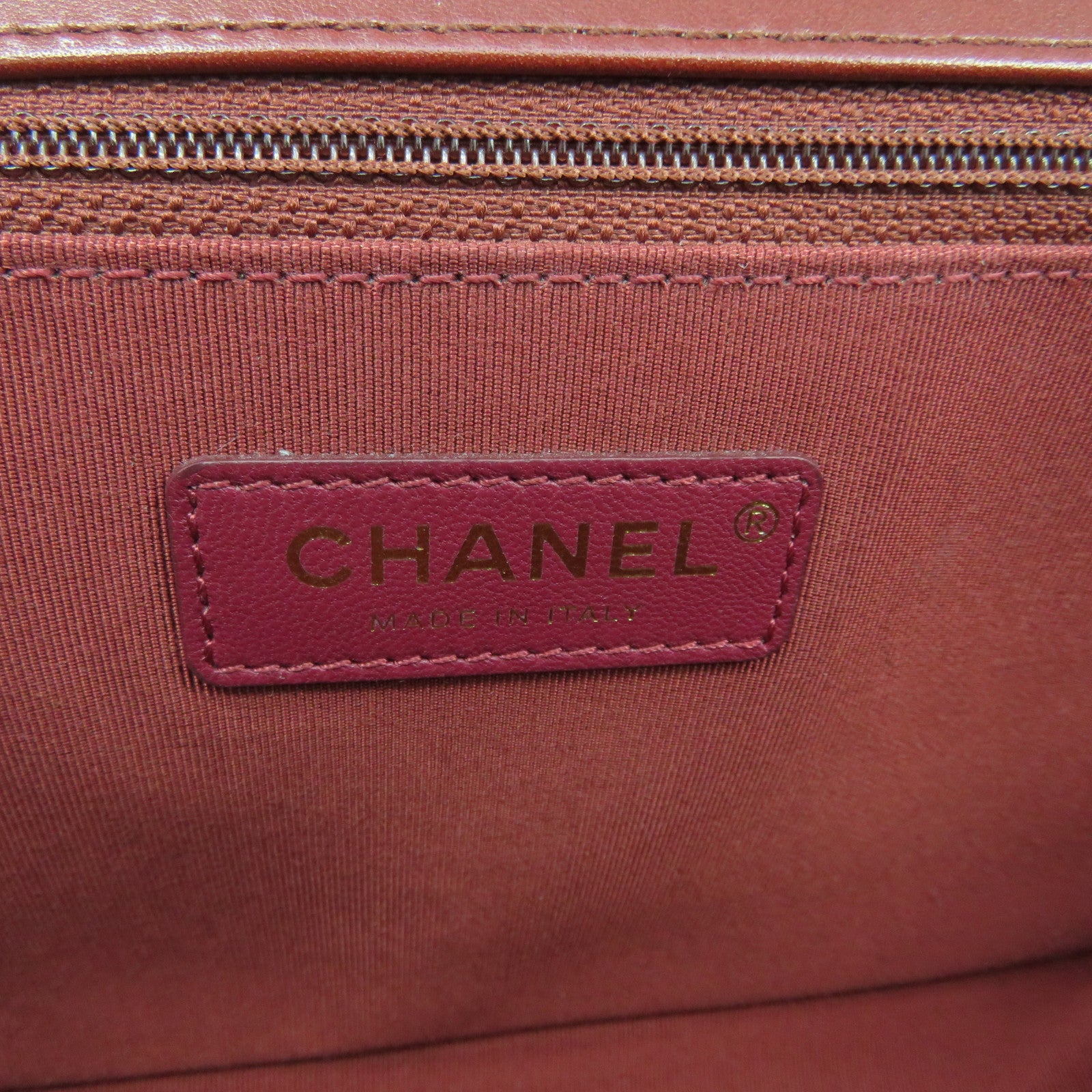 CHANEL 【激减优惠】菱格羊皮皮革Boy Chanel 28cm金扣链带肩背袋红色
