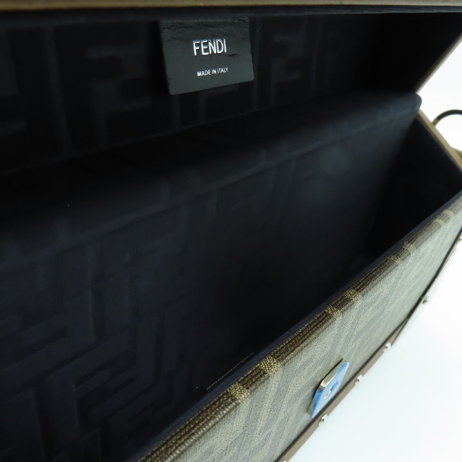 FENDI 【激減優惠】塗層帆布Baguette Trunk銀扣肩背袋棕色