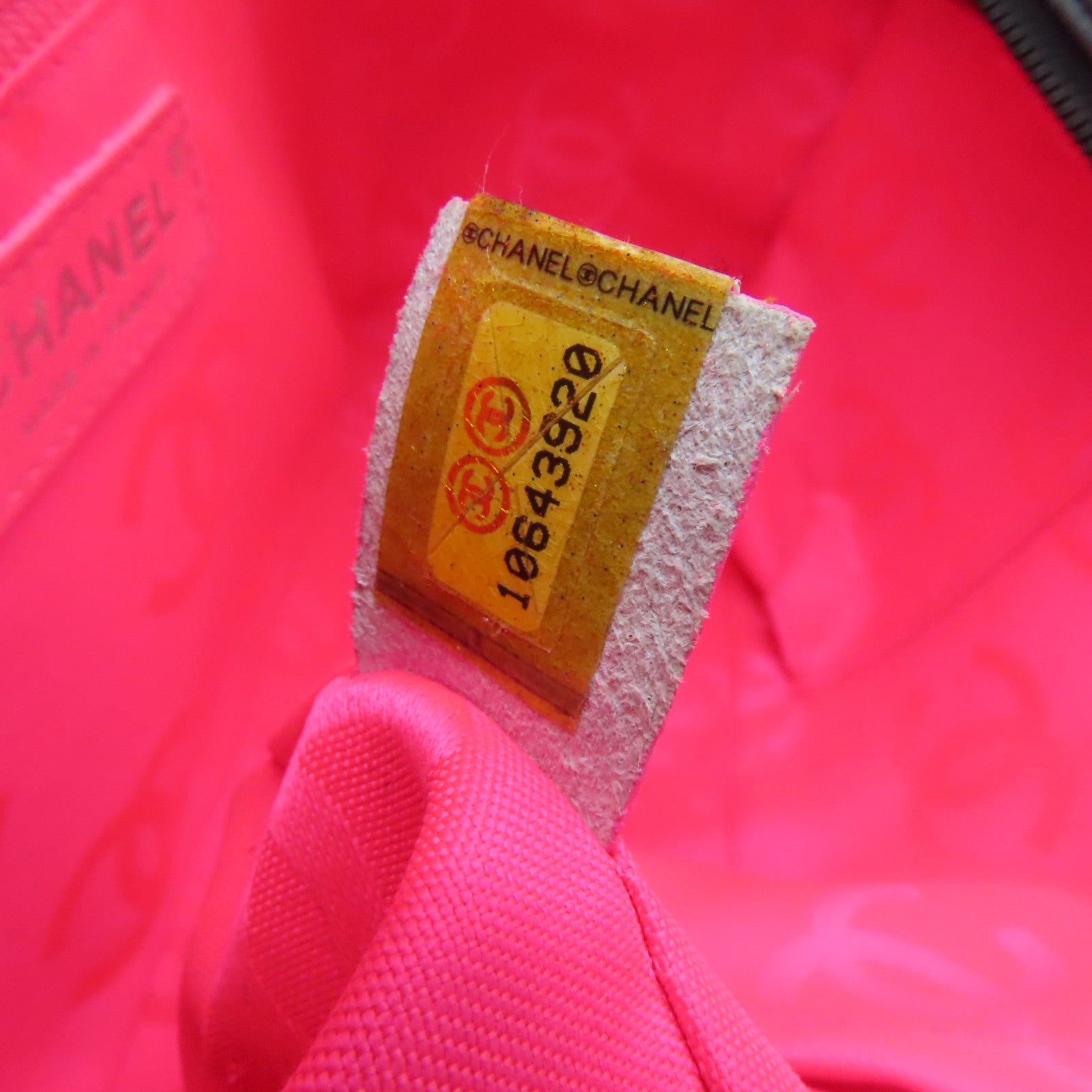 CHANEL 菱格牛皮皮革Cambonline Shoulder Bag銀扣肩背袋黑色