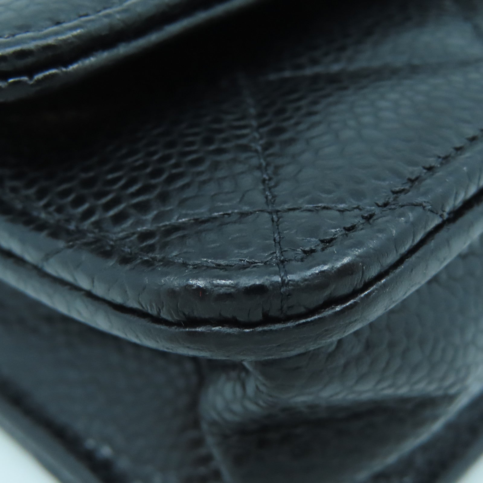CHANEL 菱格Caviar皮革Wallet On Chain金扣鏈帶肩背袋黑色