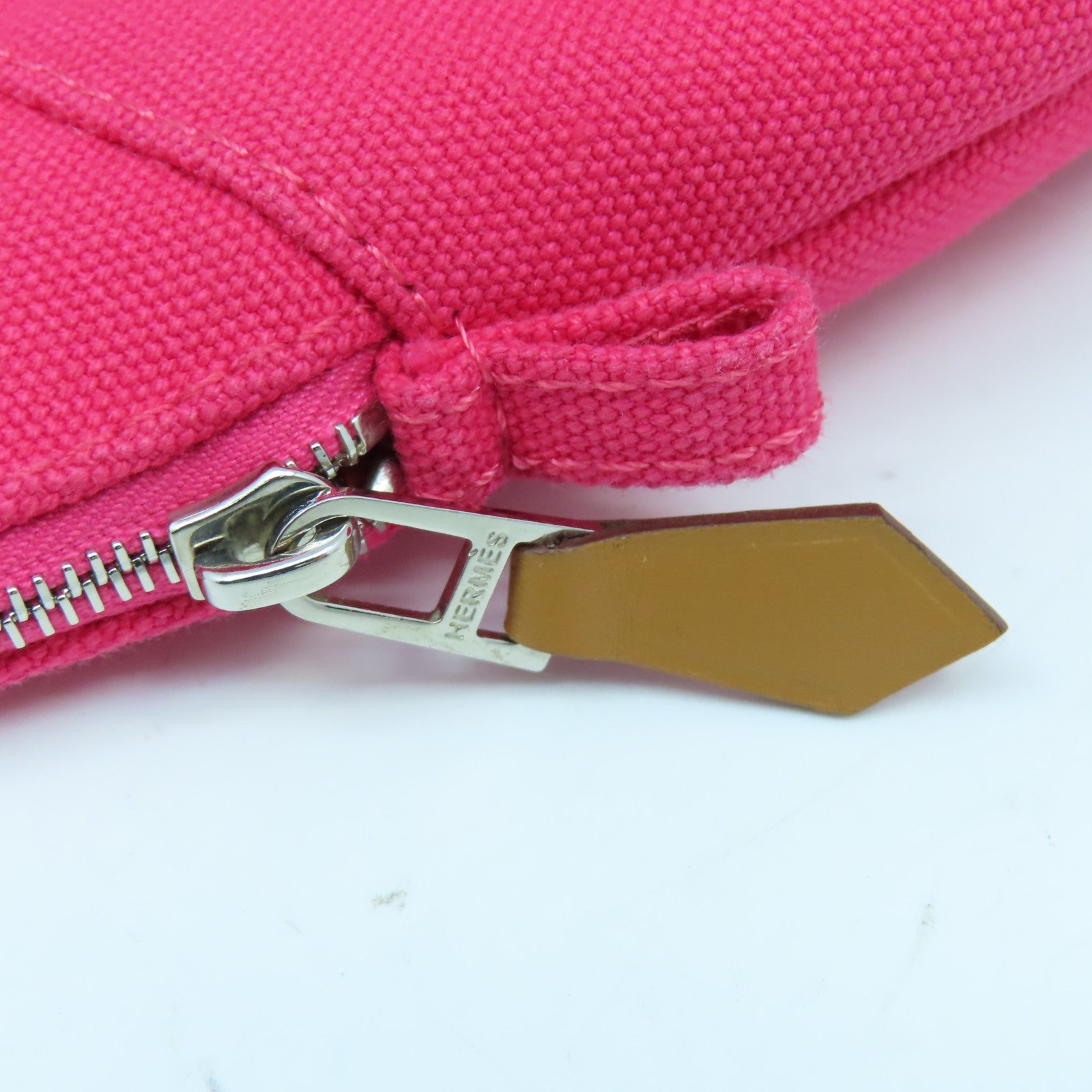 HERMES 帆布Mini Trousse Bolide銀扣手拿包粉紅色
