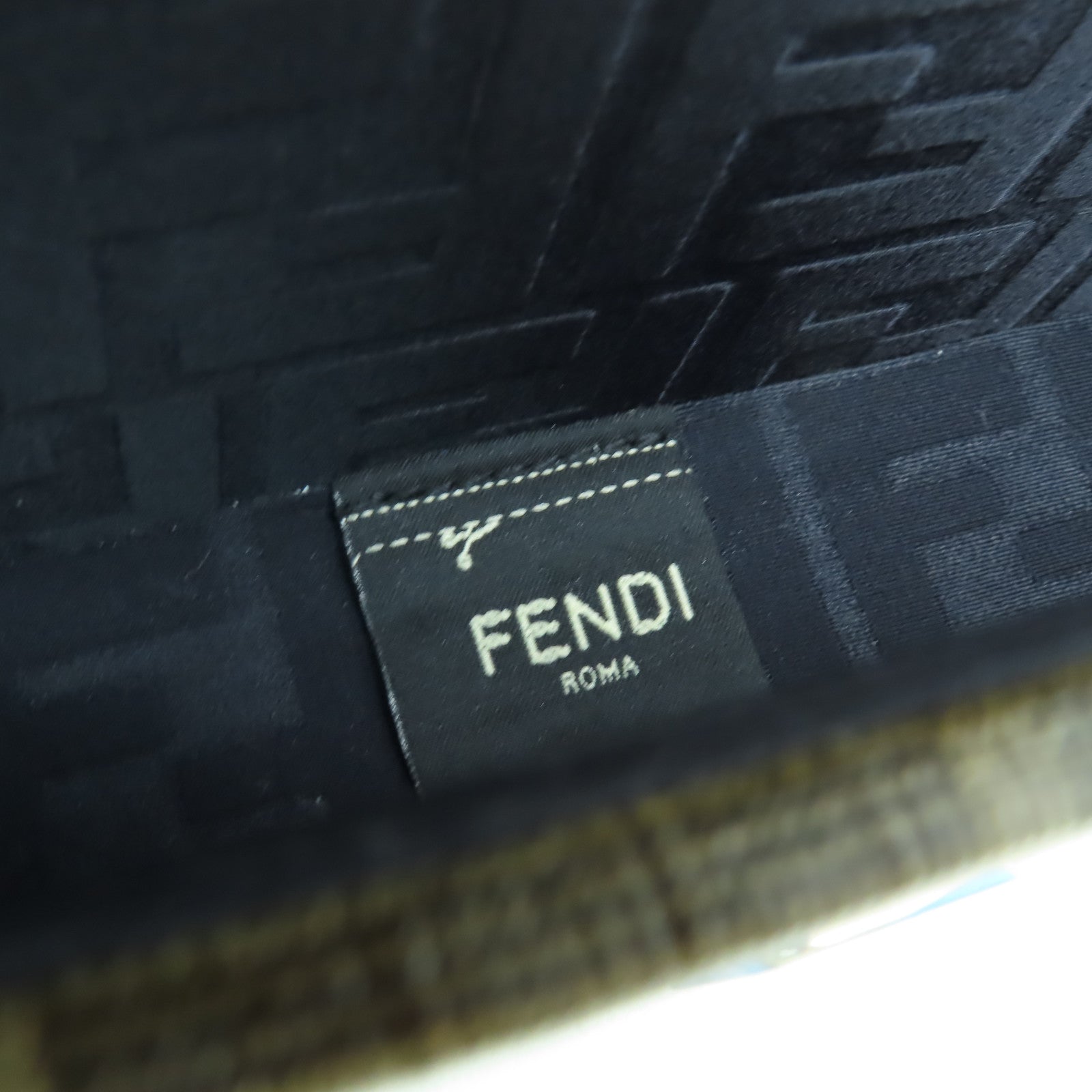 FENDI 【激減優惠】塗層帆布Baguette Trunk銀扣肩背袋棕色