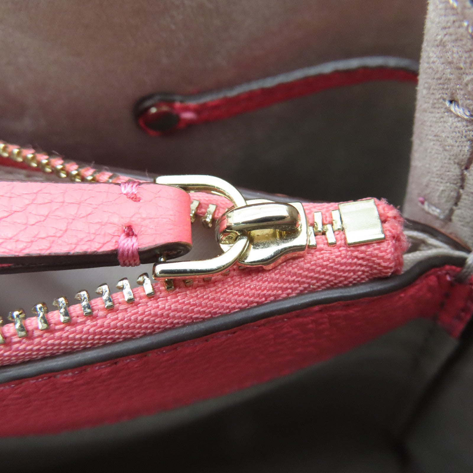 Kate Spade 牛皮皮革Shoulder Bag金扣肩背袋粉紅色