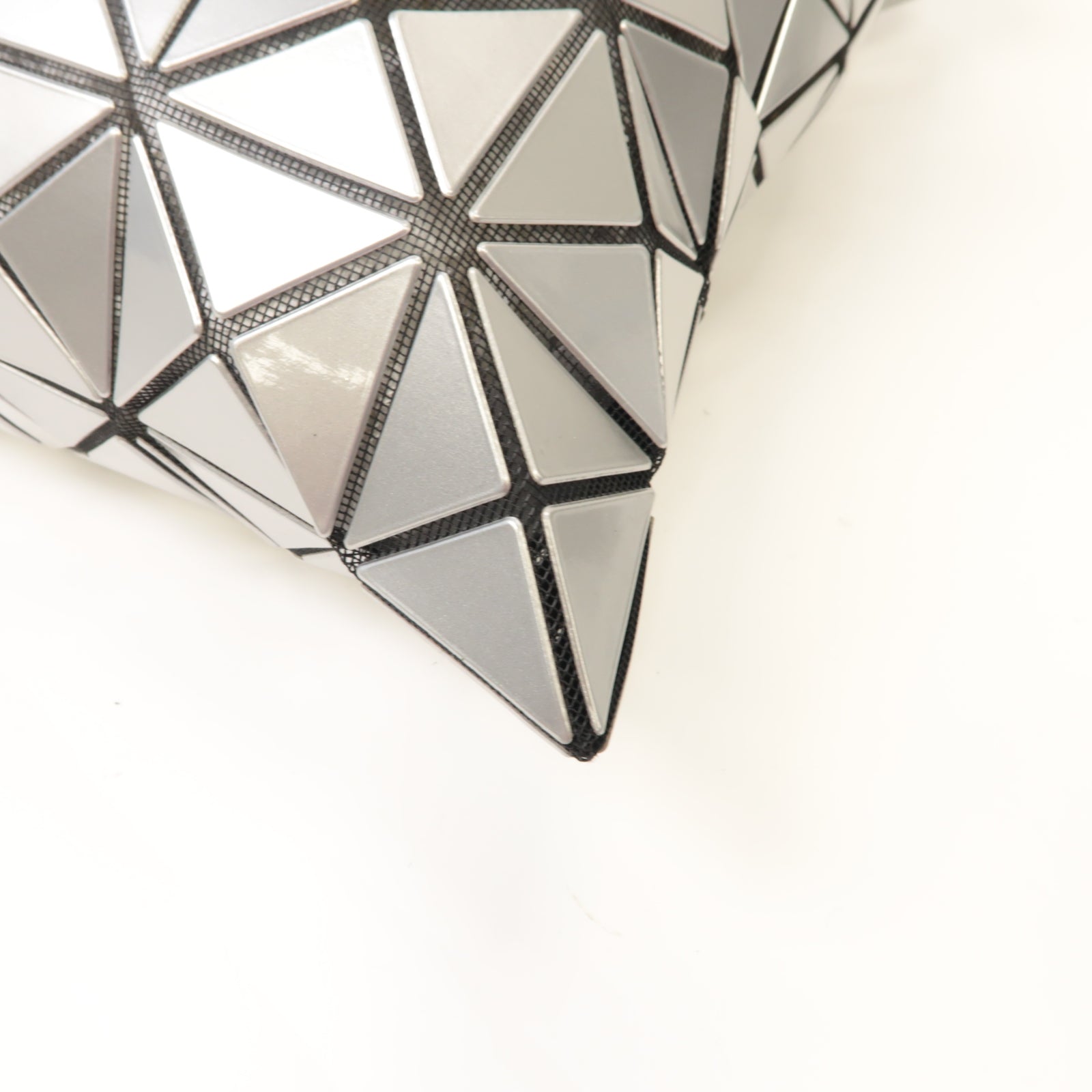 ISSEY MIYAKE PVC Issey Miyake Bao Bao銀扣手挽袋銀色