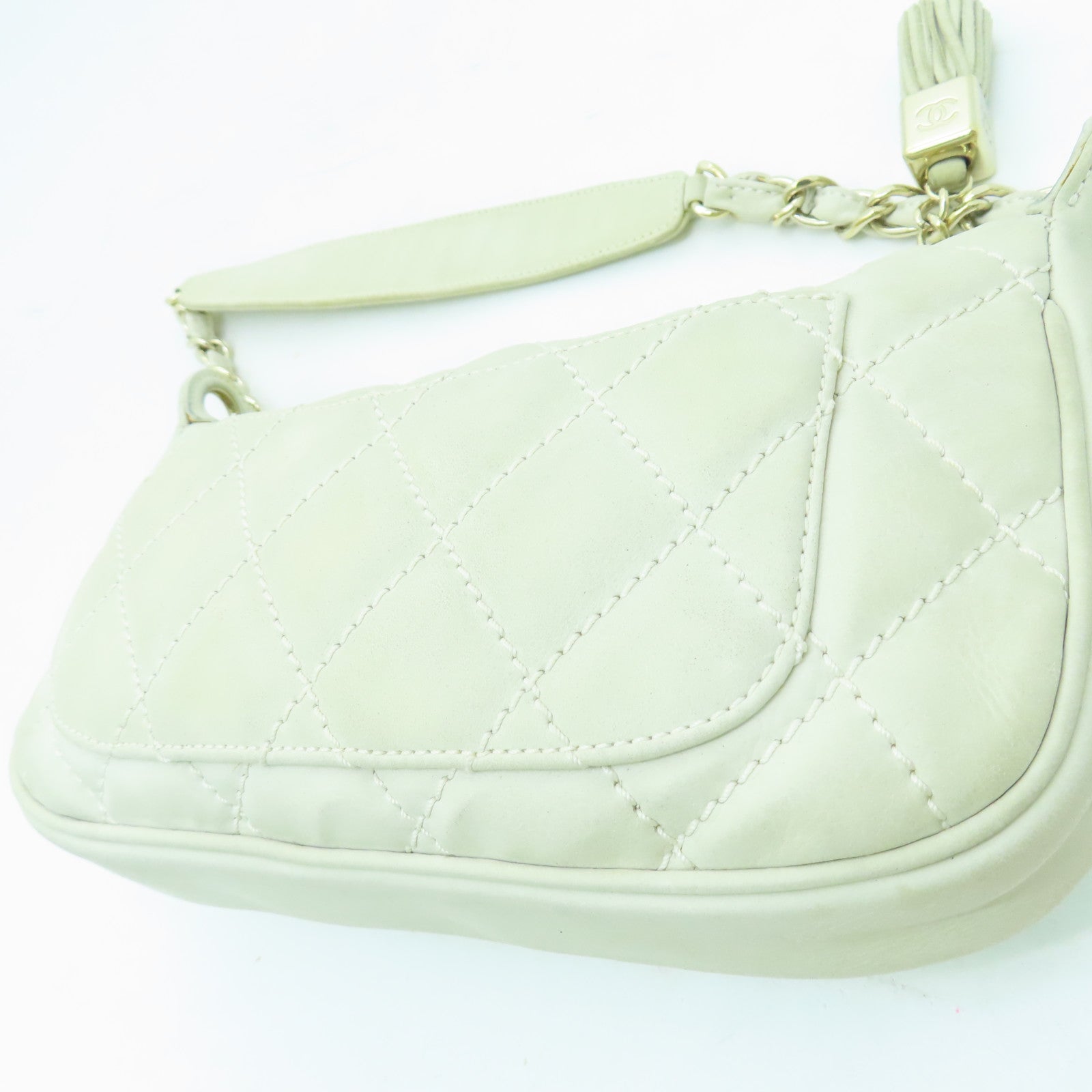 CHANEL 菱格牛皮皮革Vintage Hangbag金扣手挽袋白色