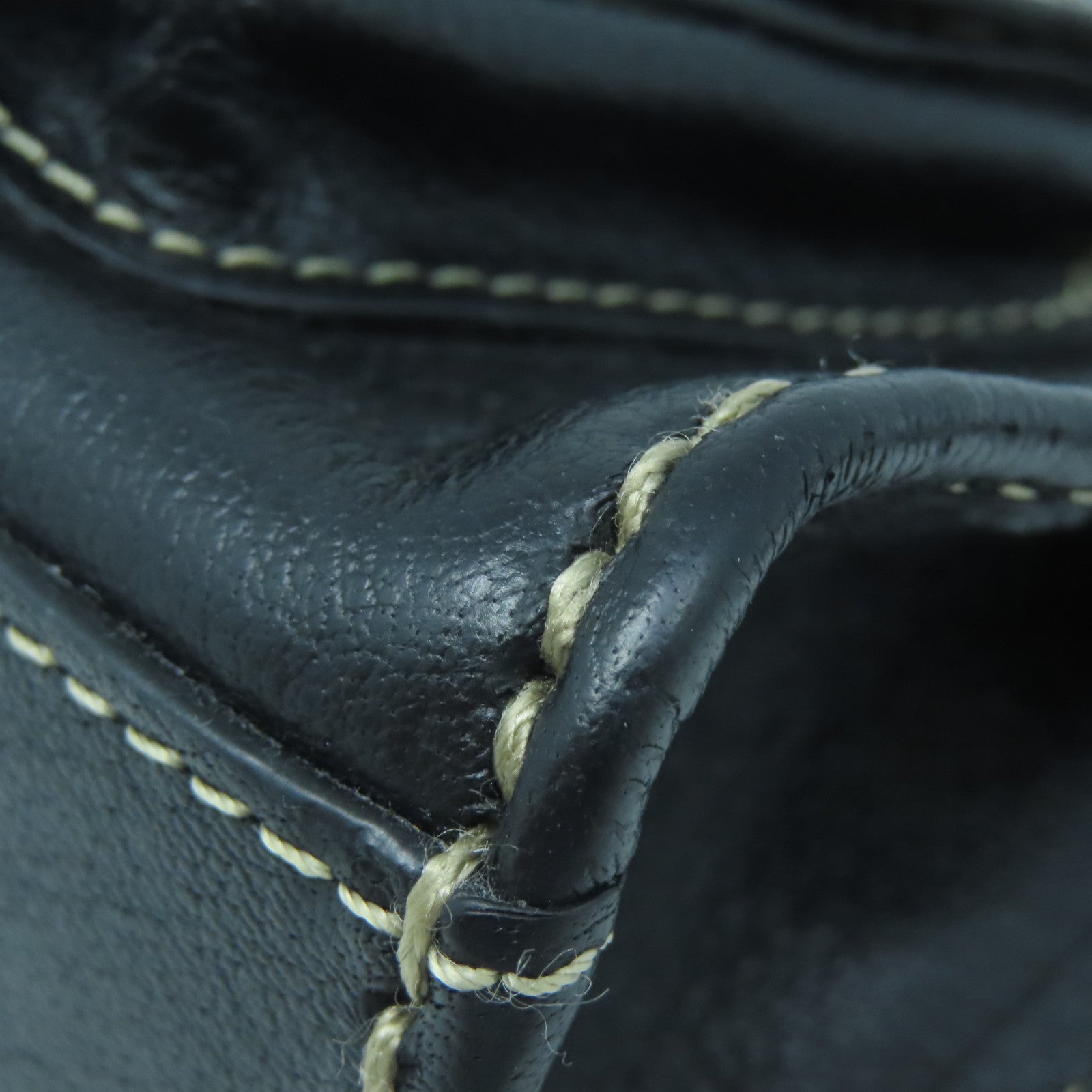 Chloe Leather Pouch Gold Buckle Clutch Black