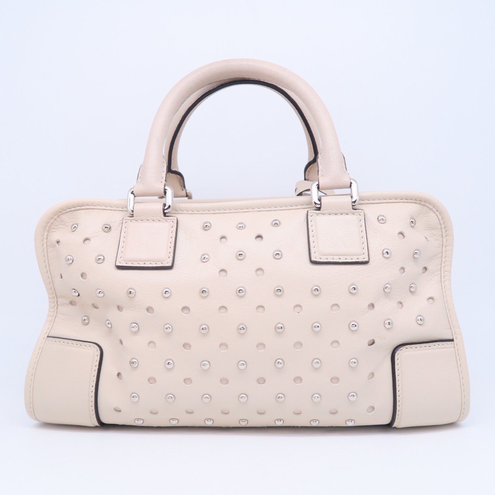 LOEWE 牛皮皮革Amazone銀扣手挽袋米色