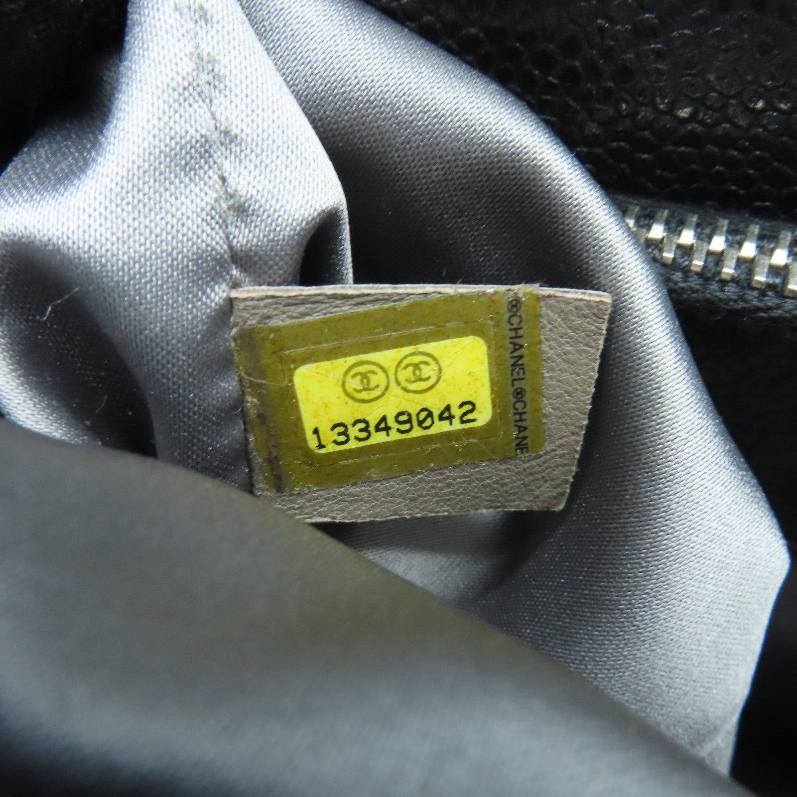 CHANEL 菱格Caviar皮革GST銀扣手挽袋黑色