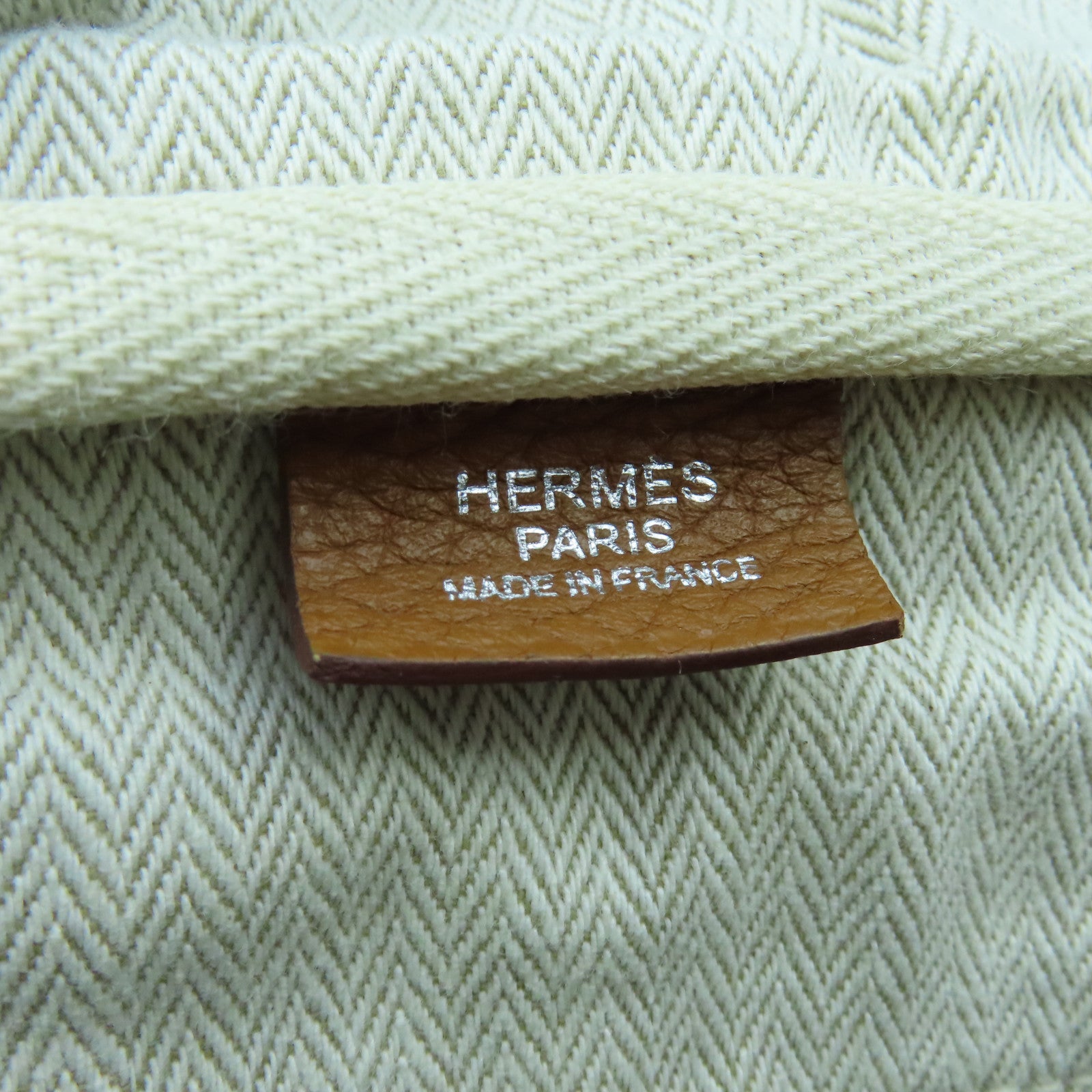 HERMES Clemence皮革Victolia銀扣手挽袋金色#37