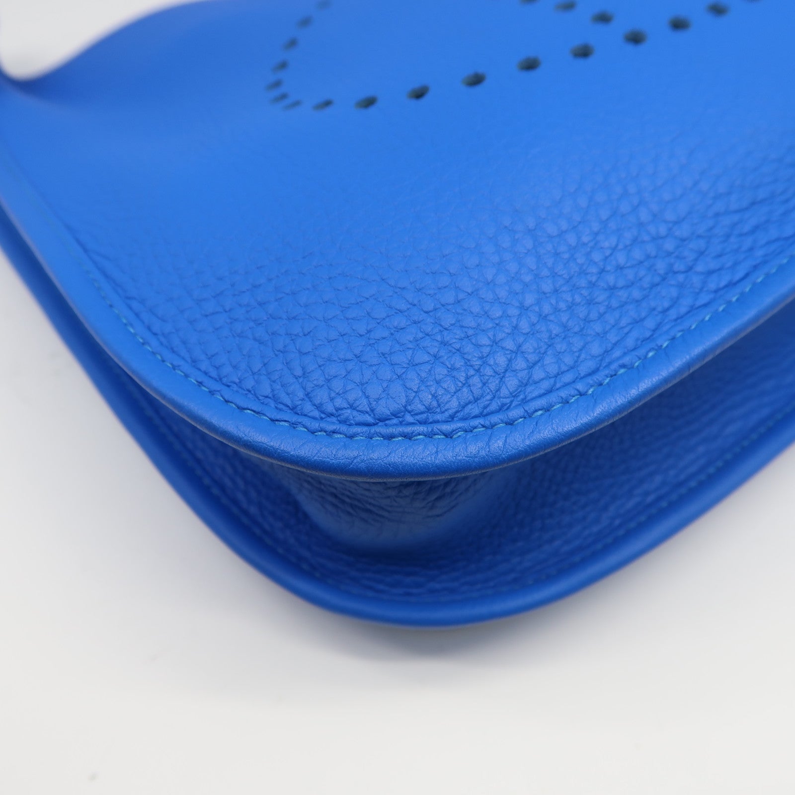 HERMES Clemence皮革Evelyne PM銀扣肩背袋Bleu France法國藍色
