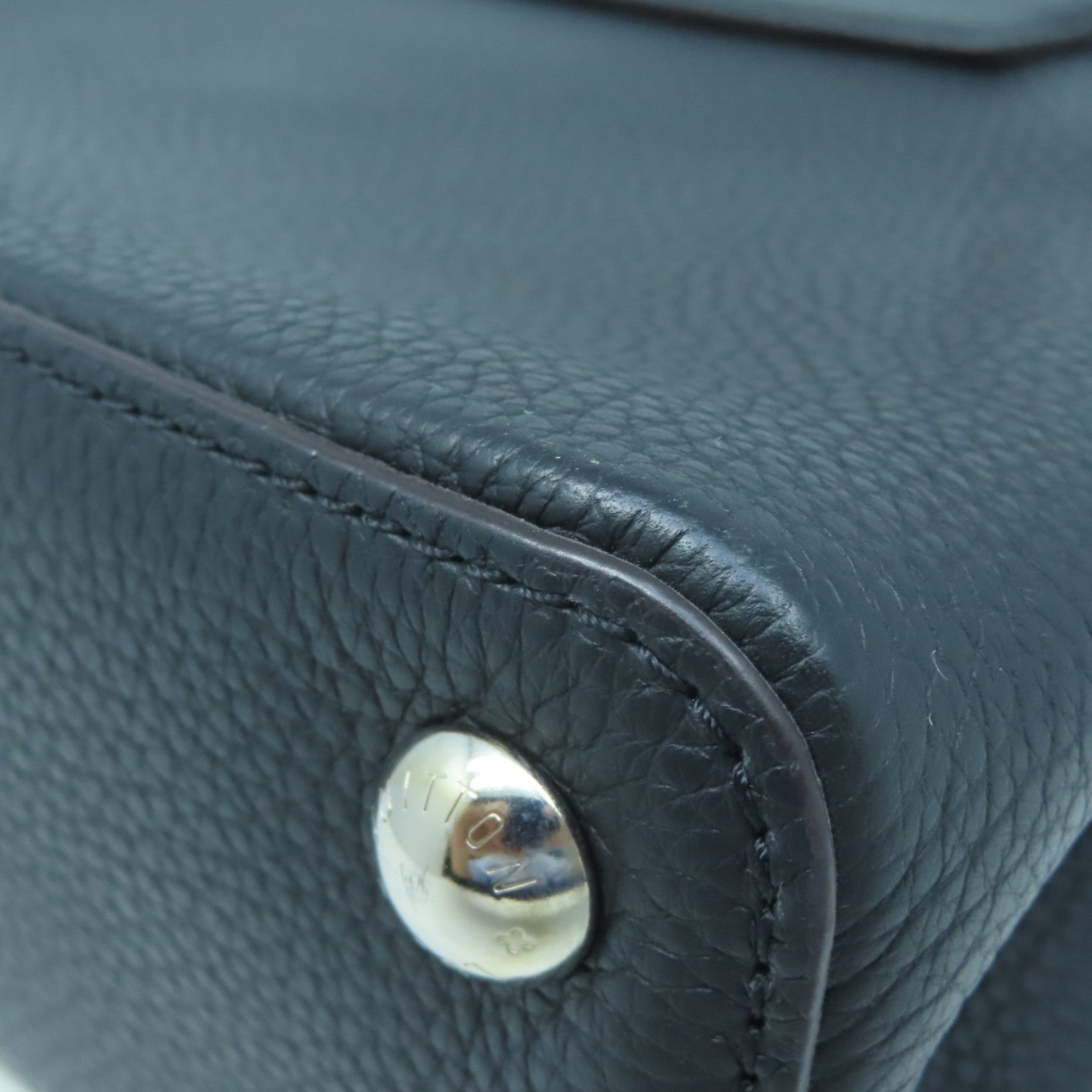 LOUIS VUITTON Taurillon Leather/Snakeskin Leather Capucines BB Silver Buckle Handle Shoulder Back Dual Use Black