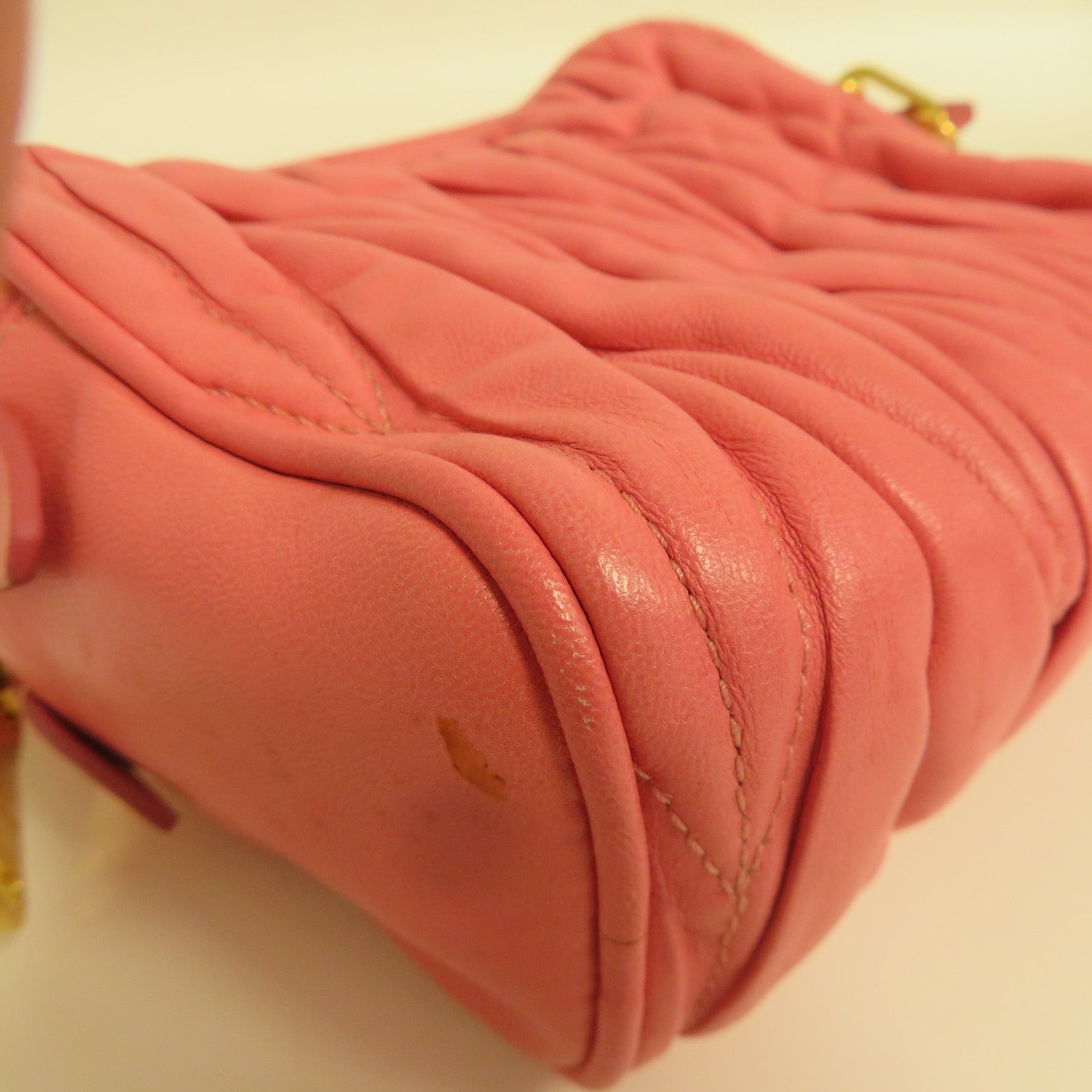 Miu Miu 羊皮皮革Chain Shoulder金扣鏈帶肩背袋粉紅色