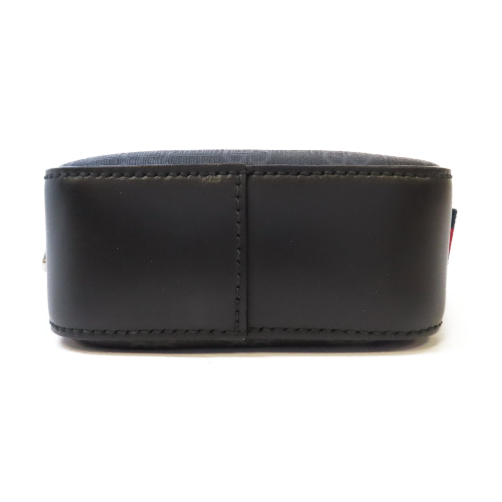 GUCCI 塗層帆布GG Supreme Messenger Shoulder Bag銀扣肩背袋黑色