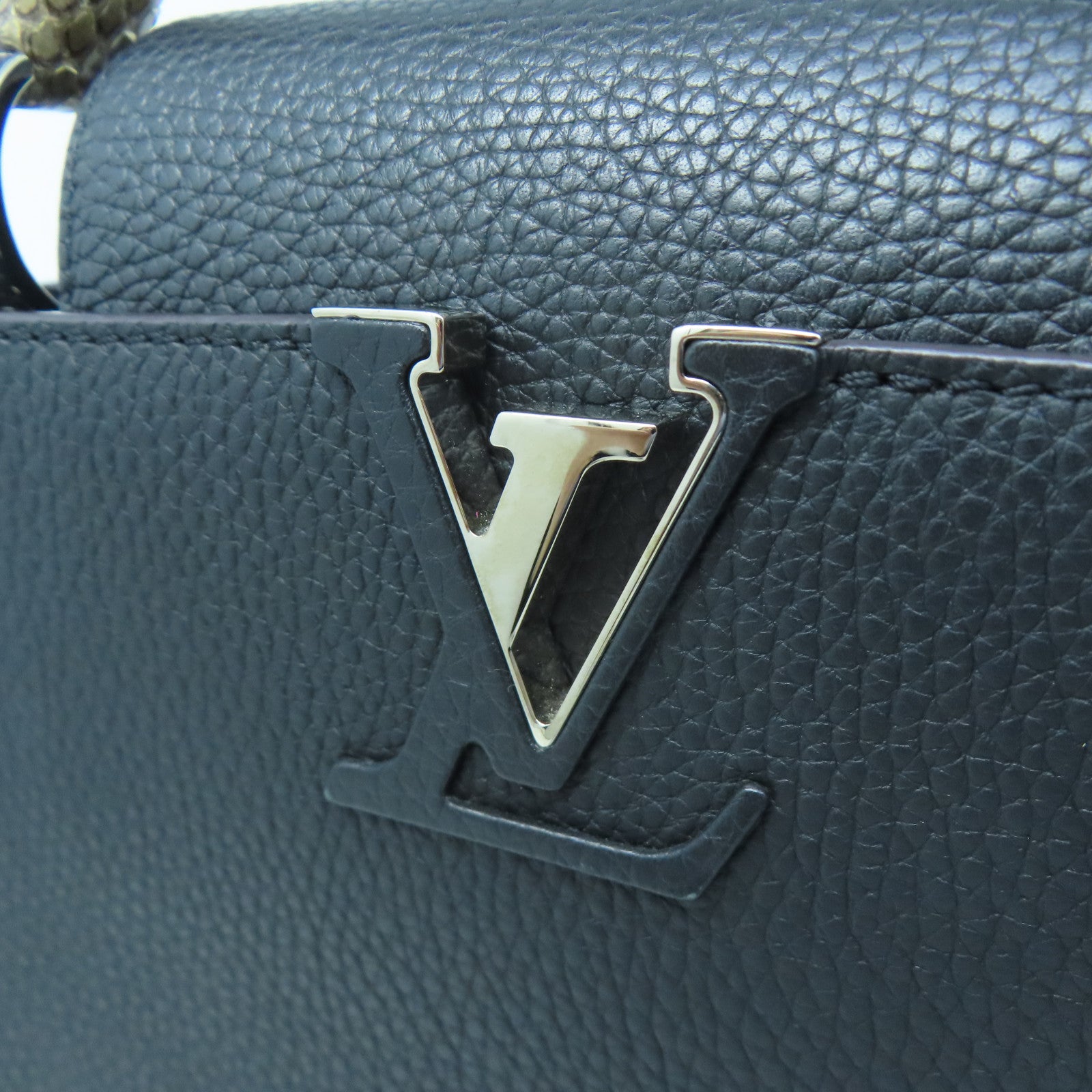 LOUIS VUITTON Taurillon Leather/Snakeskin Leather Capucines BB Silver Buckle Handle Shoulder Back Dual Use Black