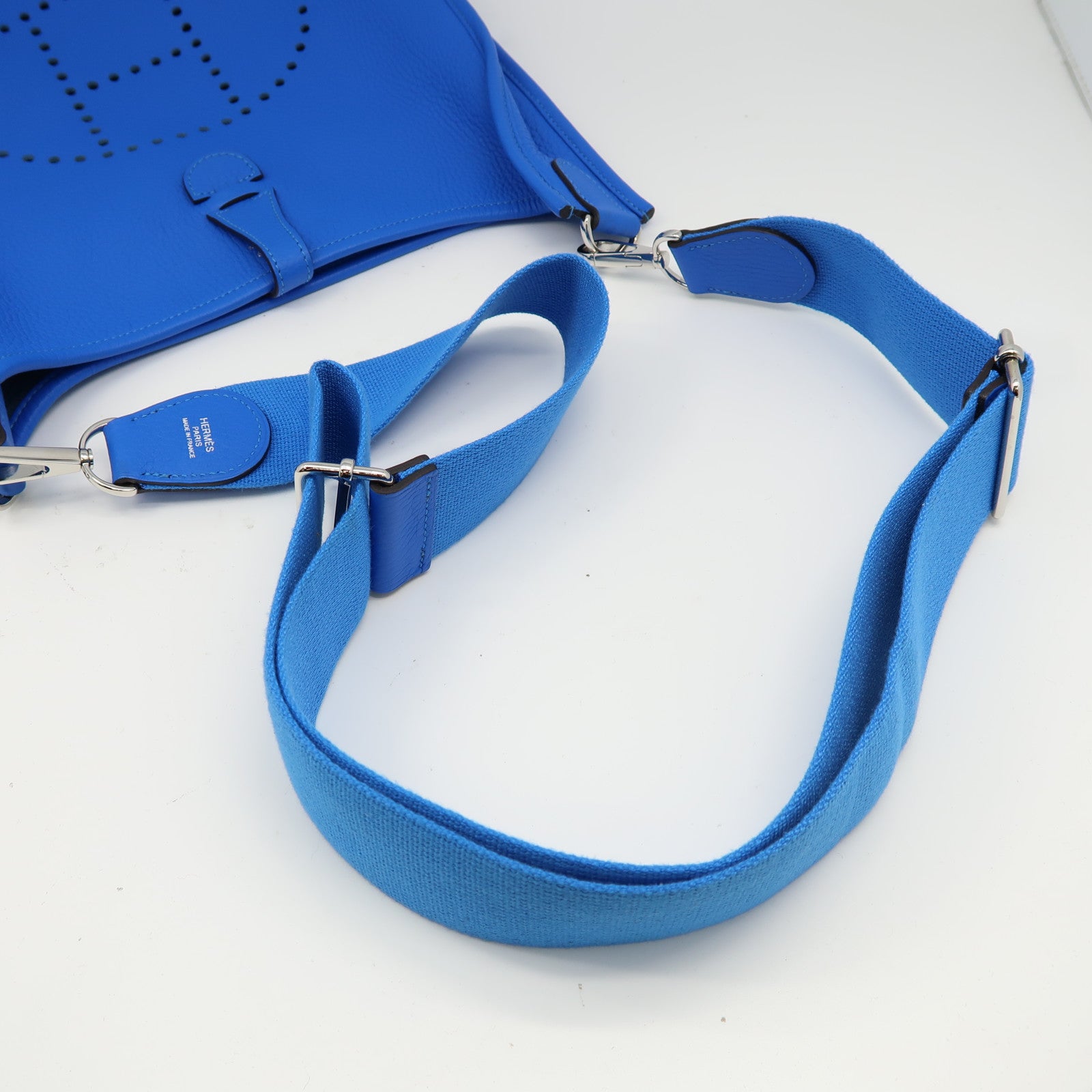 HERMES Clemence皮革Evelyne PM銀扣肩背袋Bleu France法國藍色