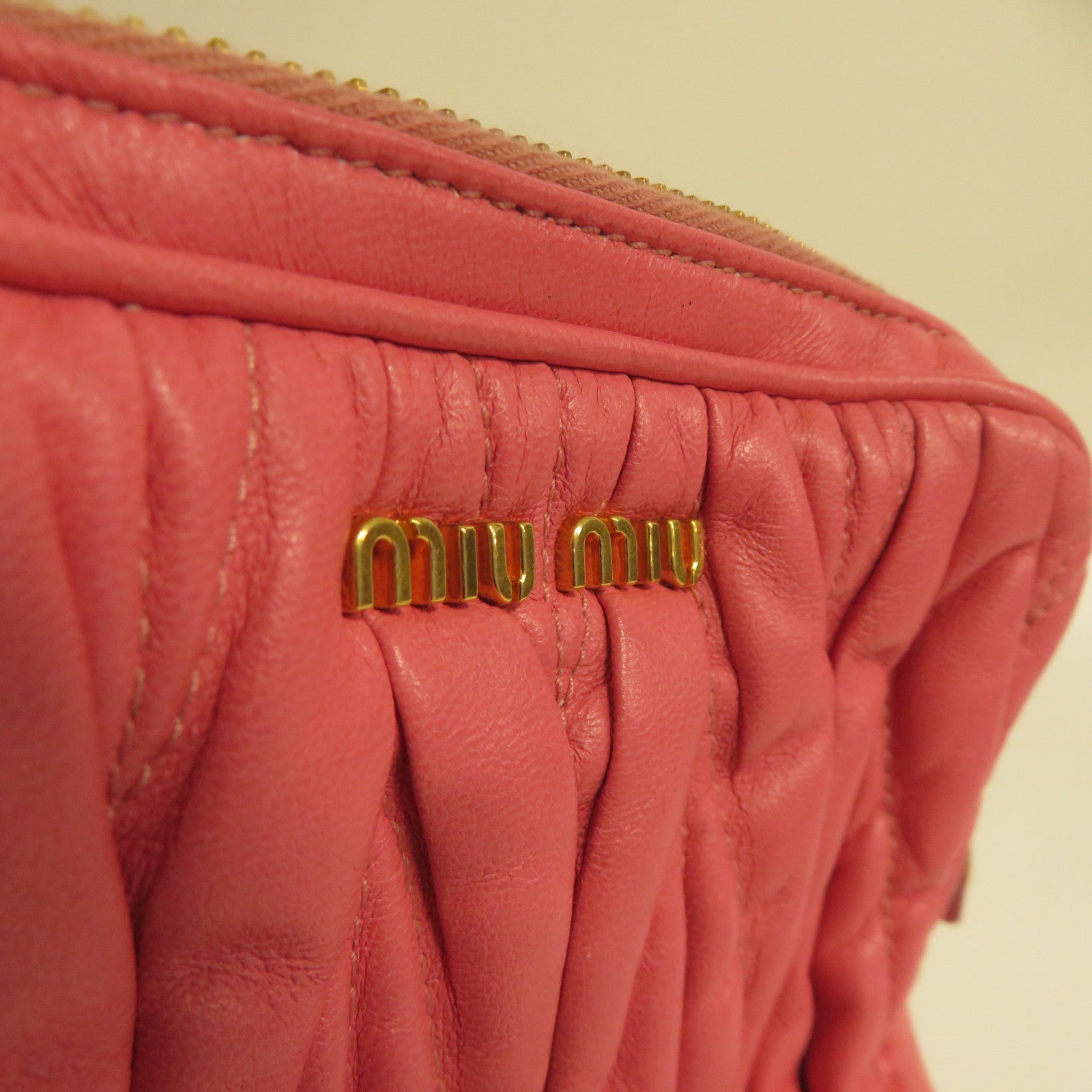 Miu Miu 羊皮皮革Chain Shoulder金扣鏈帶肩背袋粉紅色