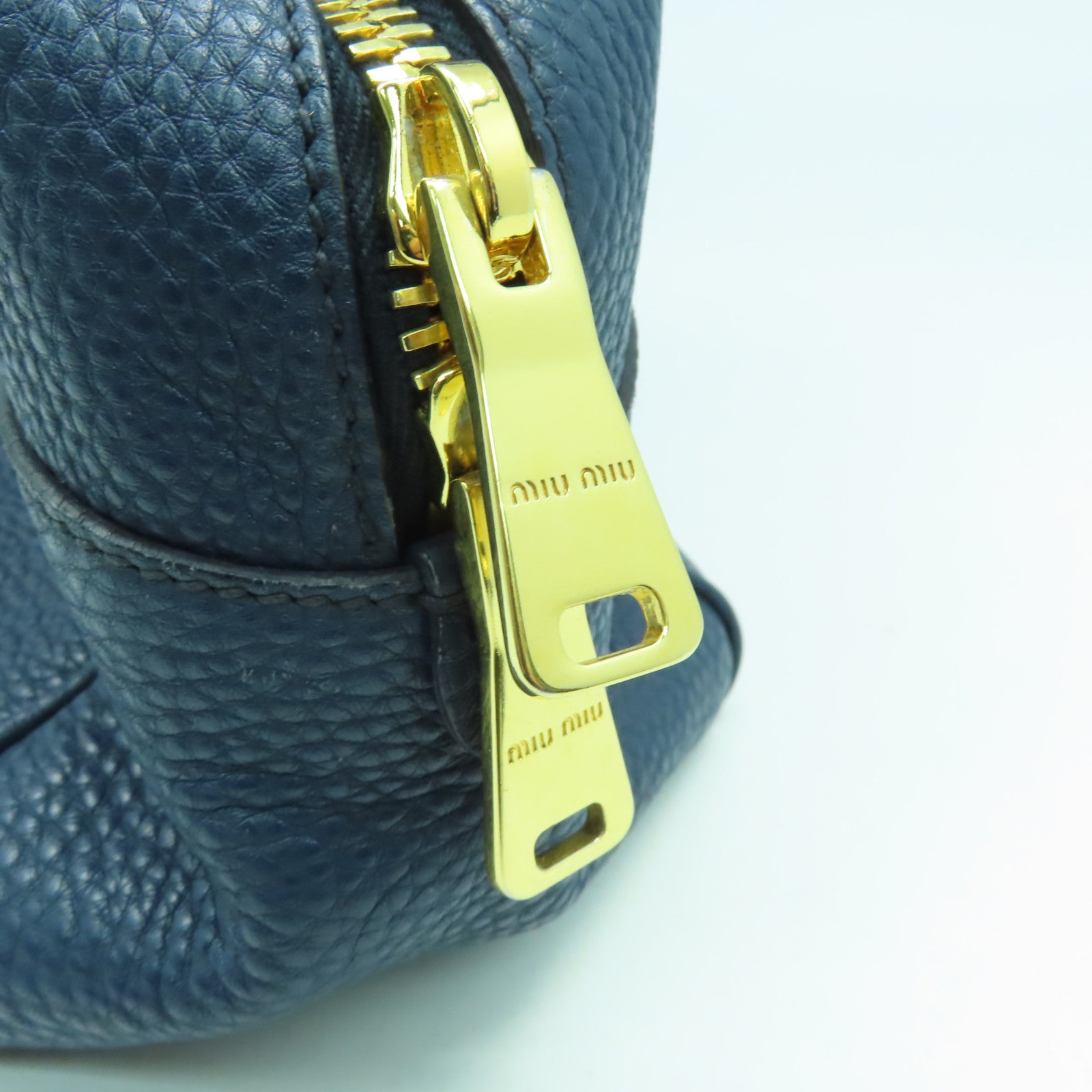 Miu Miu 牛皮皮革Shoulder Bag金扣肩背袋藍色