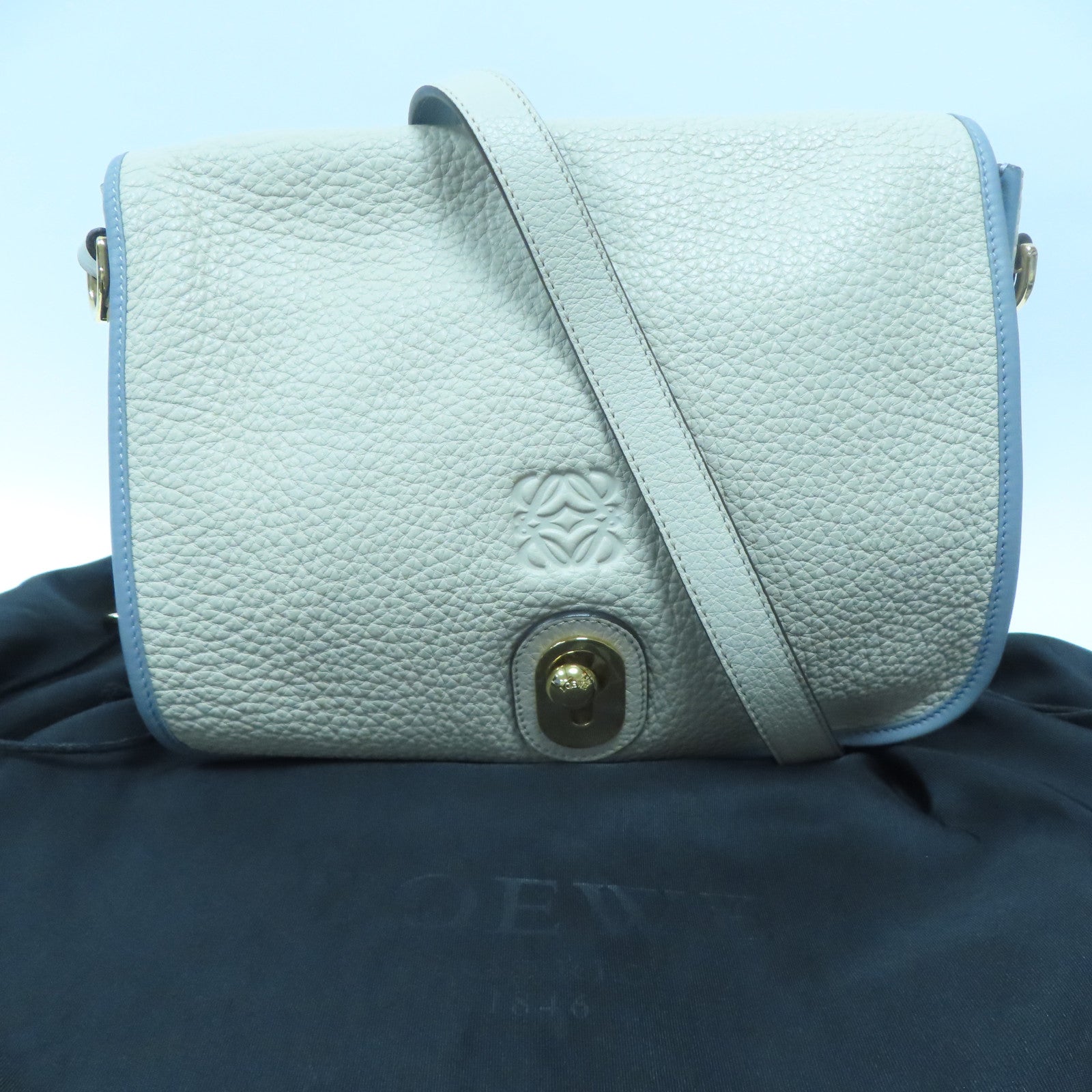 LOEWE 牛皮皮革Shoulder Bag金扣肩背袋米色/藍色