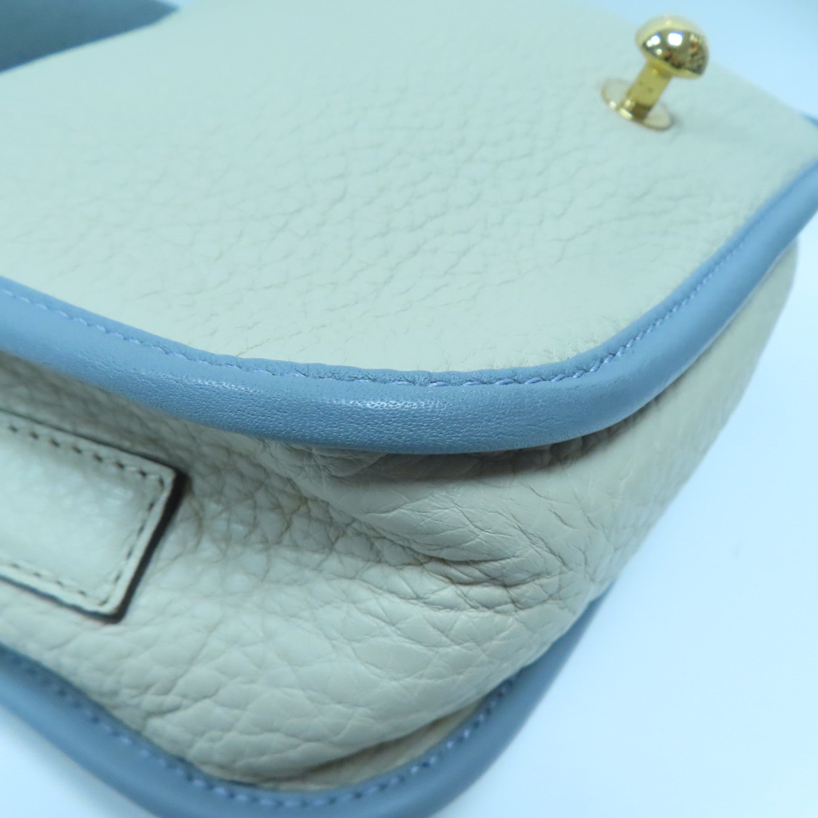 LOEWE 牛皮皮革Shoulder Bag金扣肩背袋米色/藍色