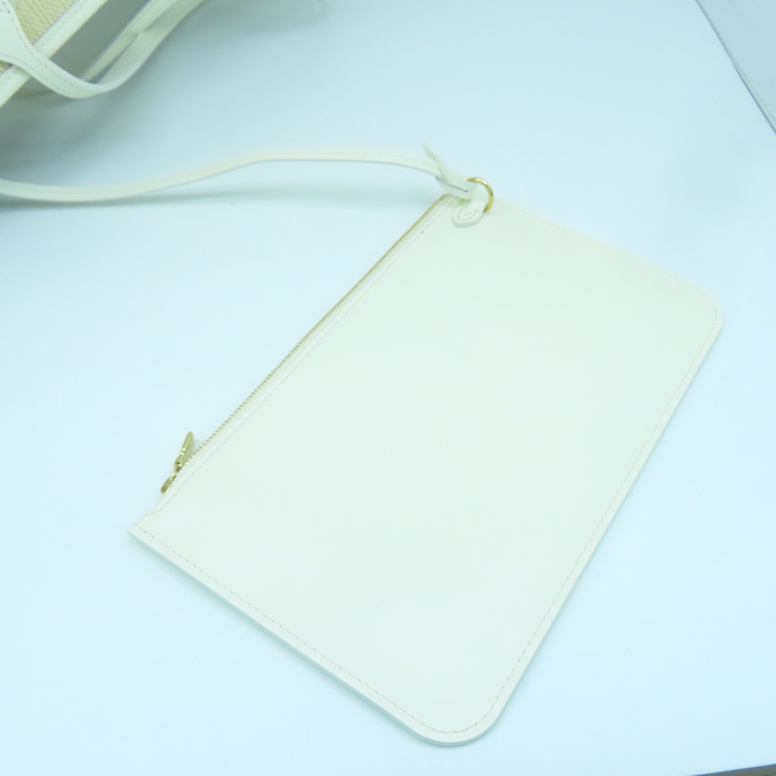 LOUIS VUITTON 牛皮皮革/蓮花棉/Monogram Neverfull MM金扣手挽袋白色