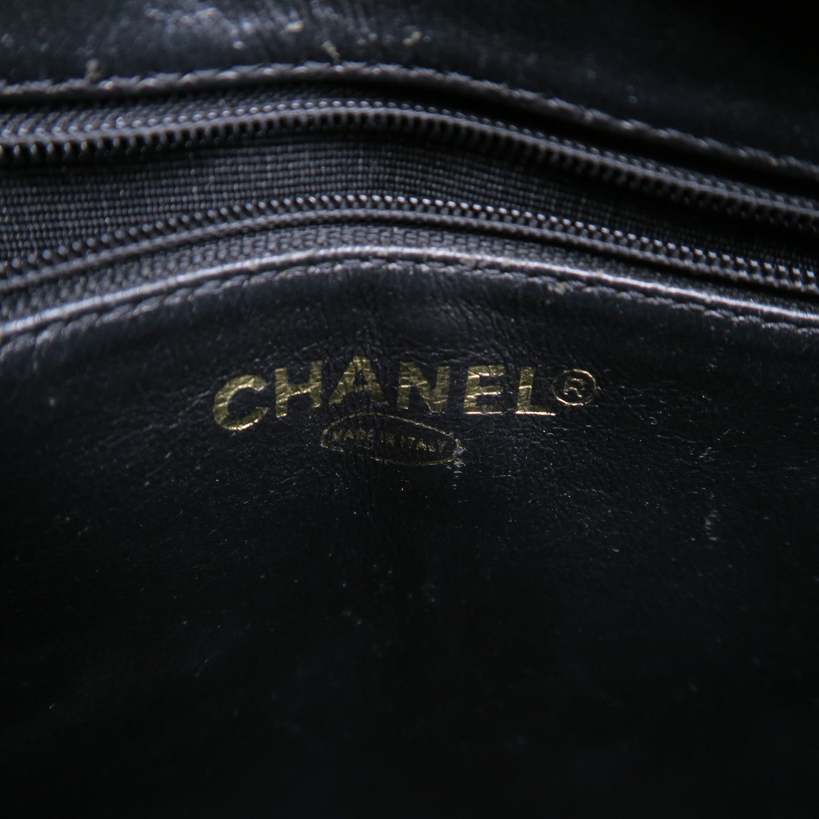 CHANEL 菱格Caviar皮革Medallion Tote金扣手挽肩背兩用袋黑色