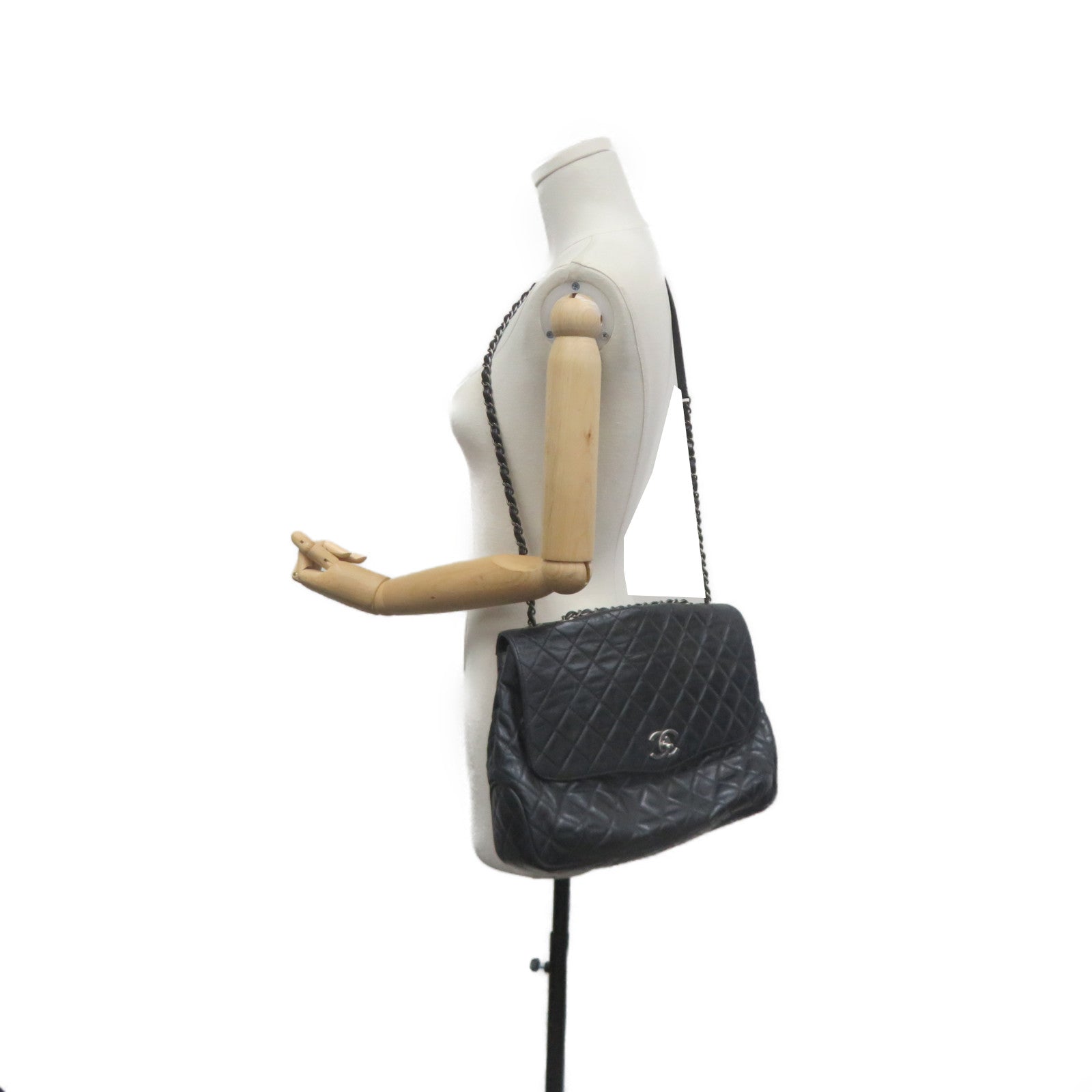 CHANEL 菱格牛皮皮革Chain Shoulder Bag銀扣鏈帶肩背袋黑色