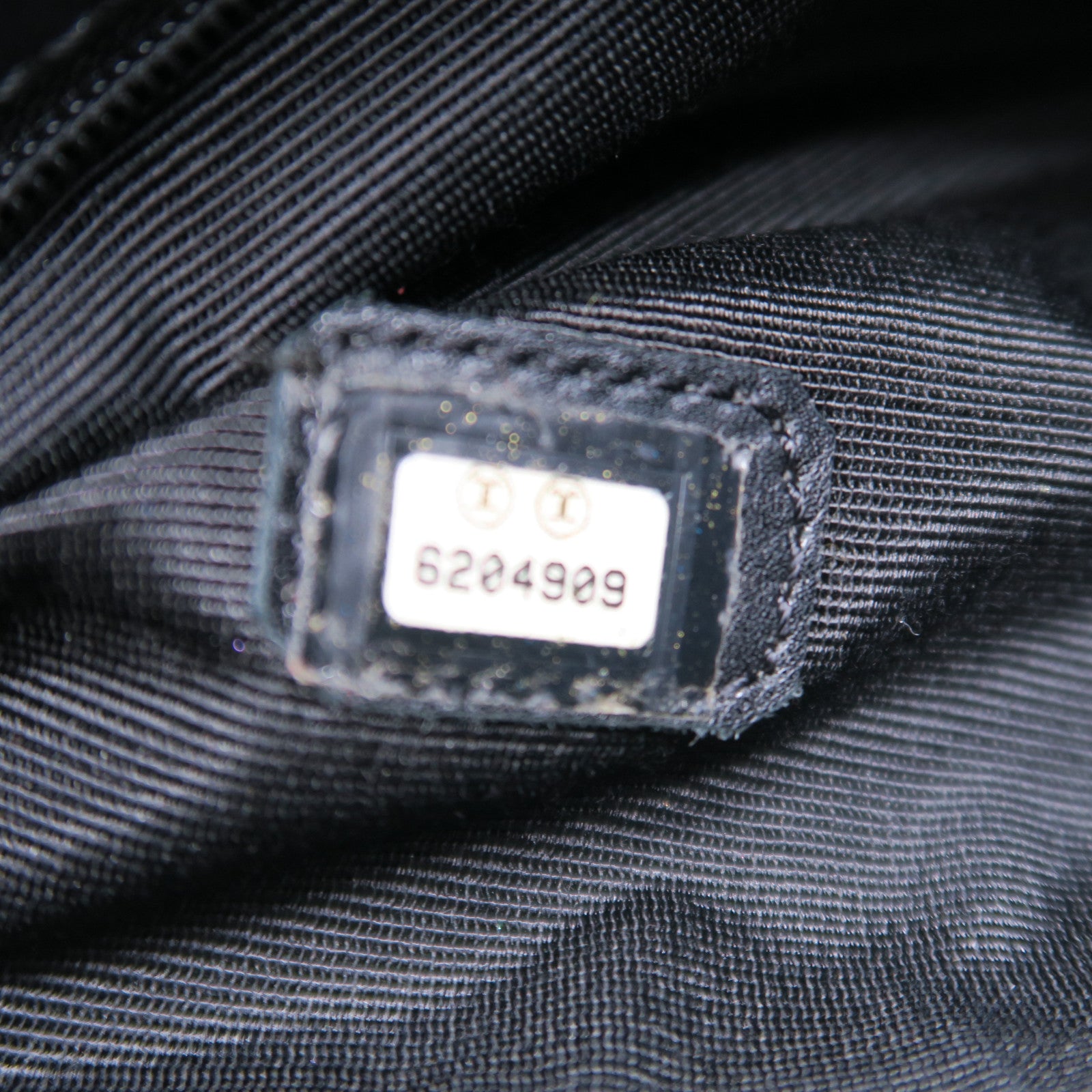 CHANEL 菱格Caviar皮革Medallion Tote金扣手挽肩背兩用袋黑色
