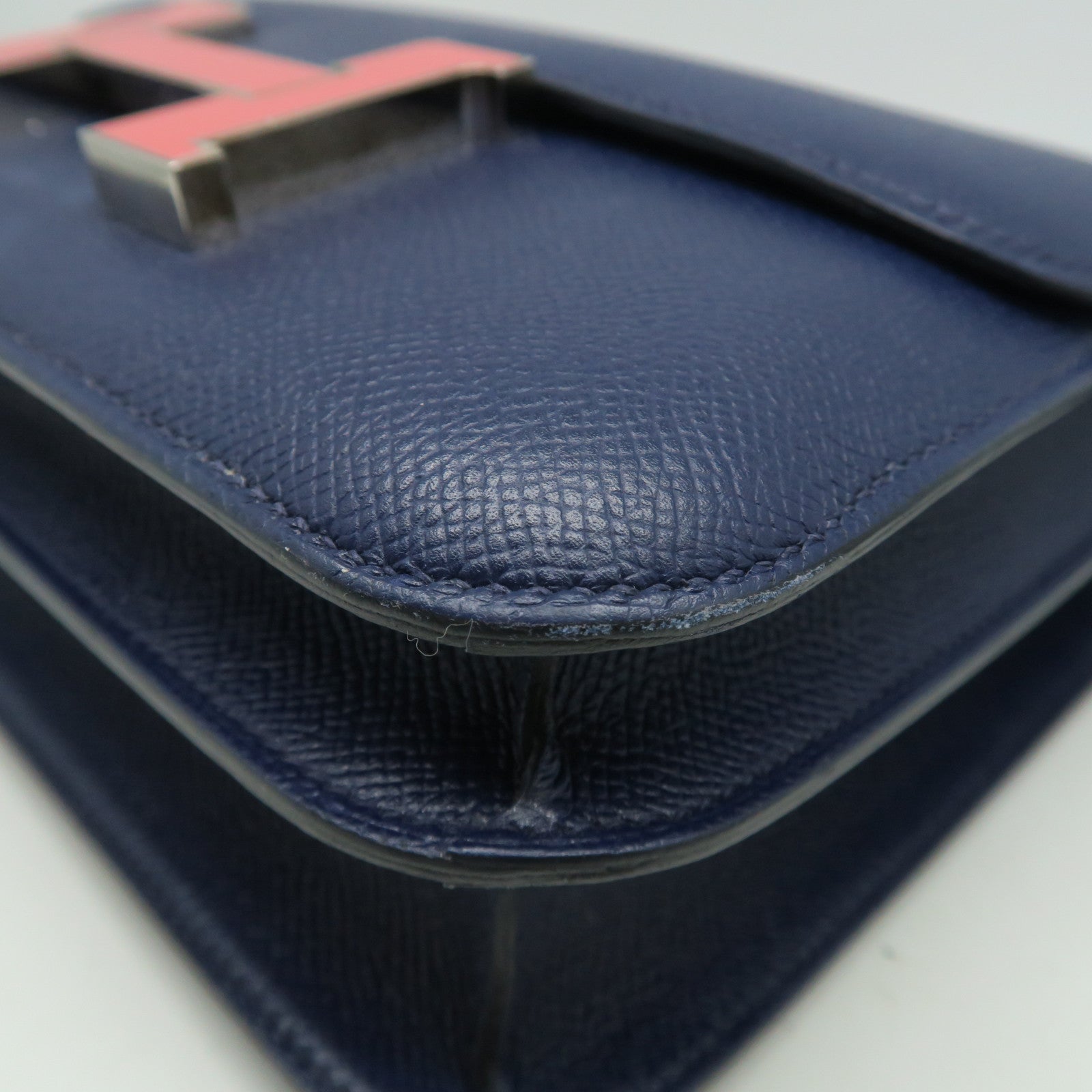 HERMES Veau Epsom皮革Constance 24金扣肩背袋深藍色