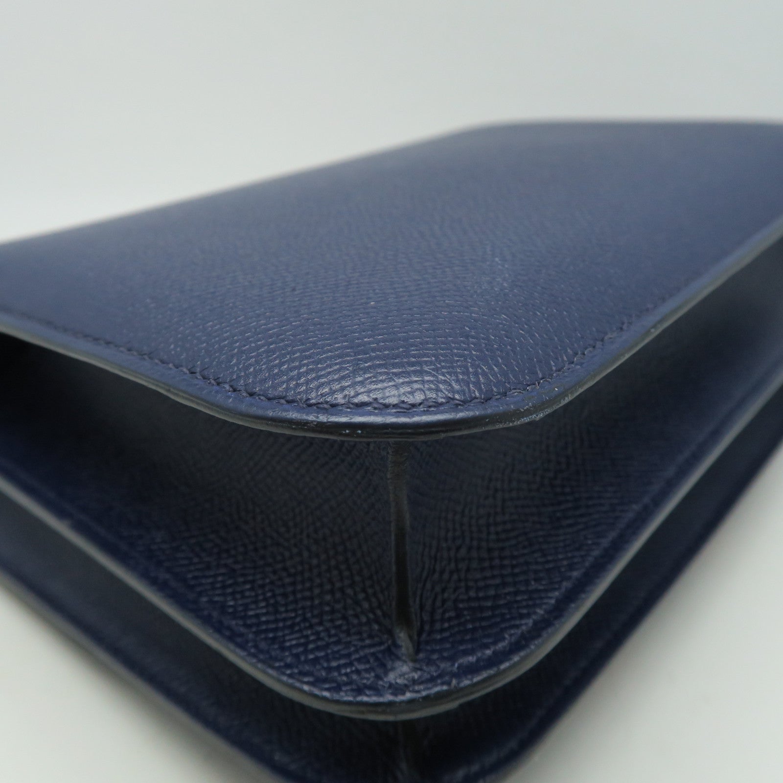 HERMES Veau Epsom皮革Constance 24金扣肩背袋深藍色