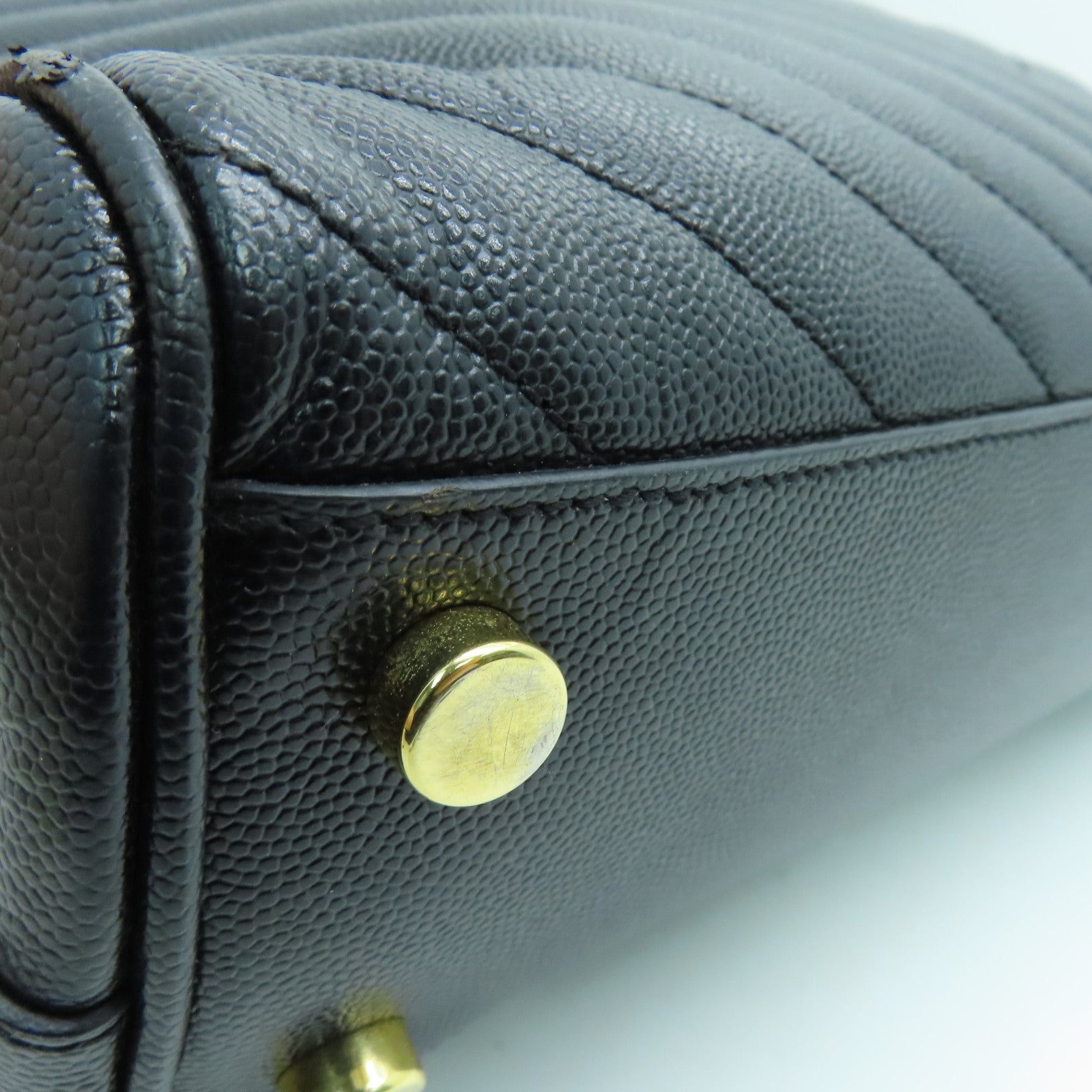 YVES SAINT LAURENT 牛皮皮革Chain Shoulder金扣肩背袋黑色